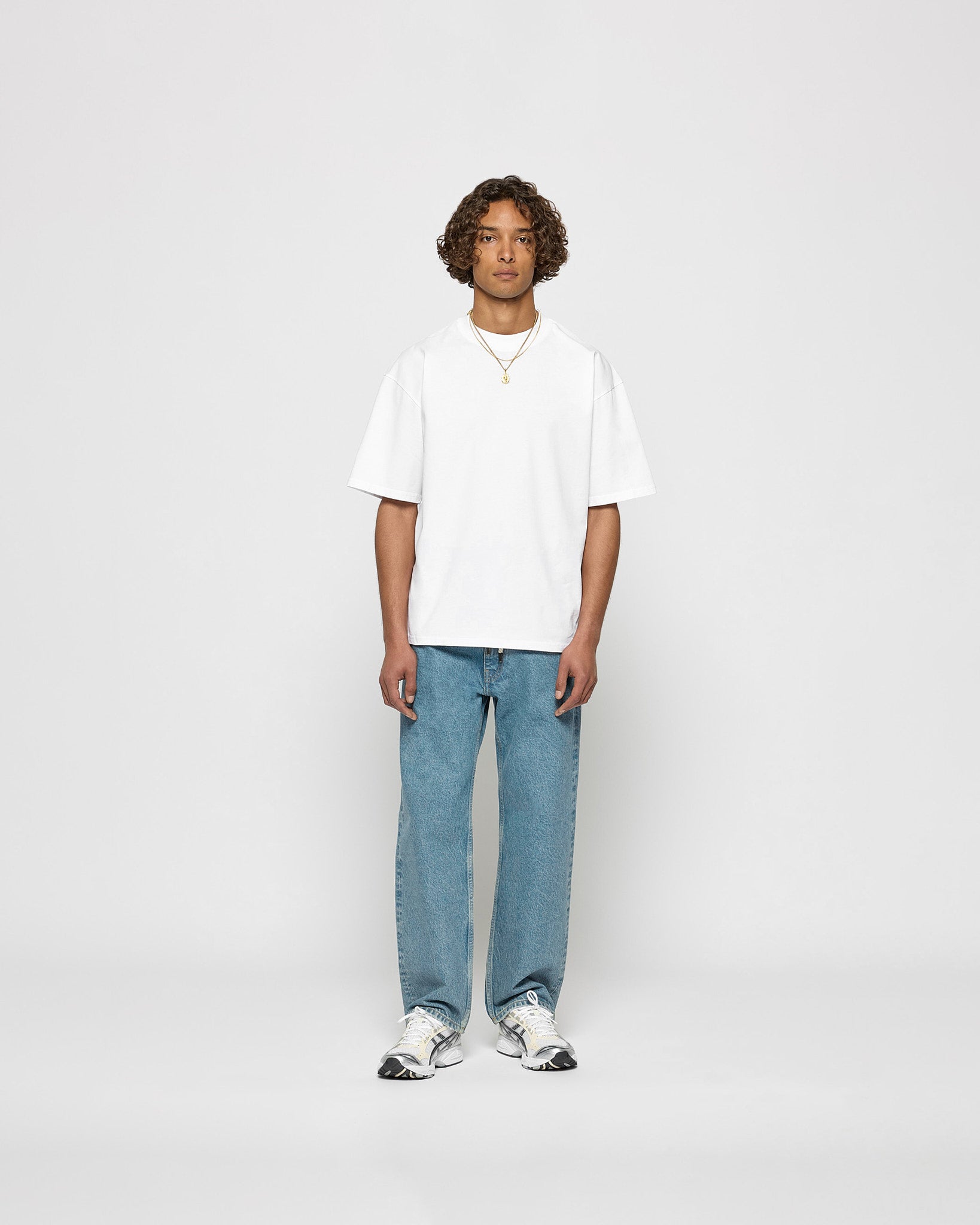 eightyfive-signature-light-oversized-t-shirt-white image 4