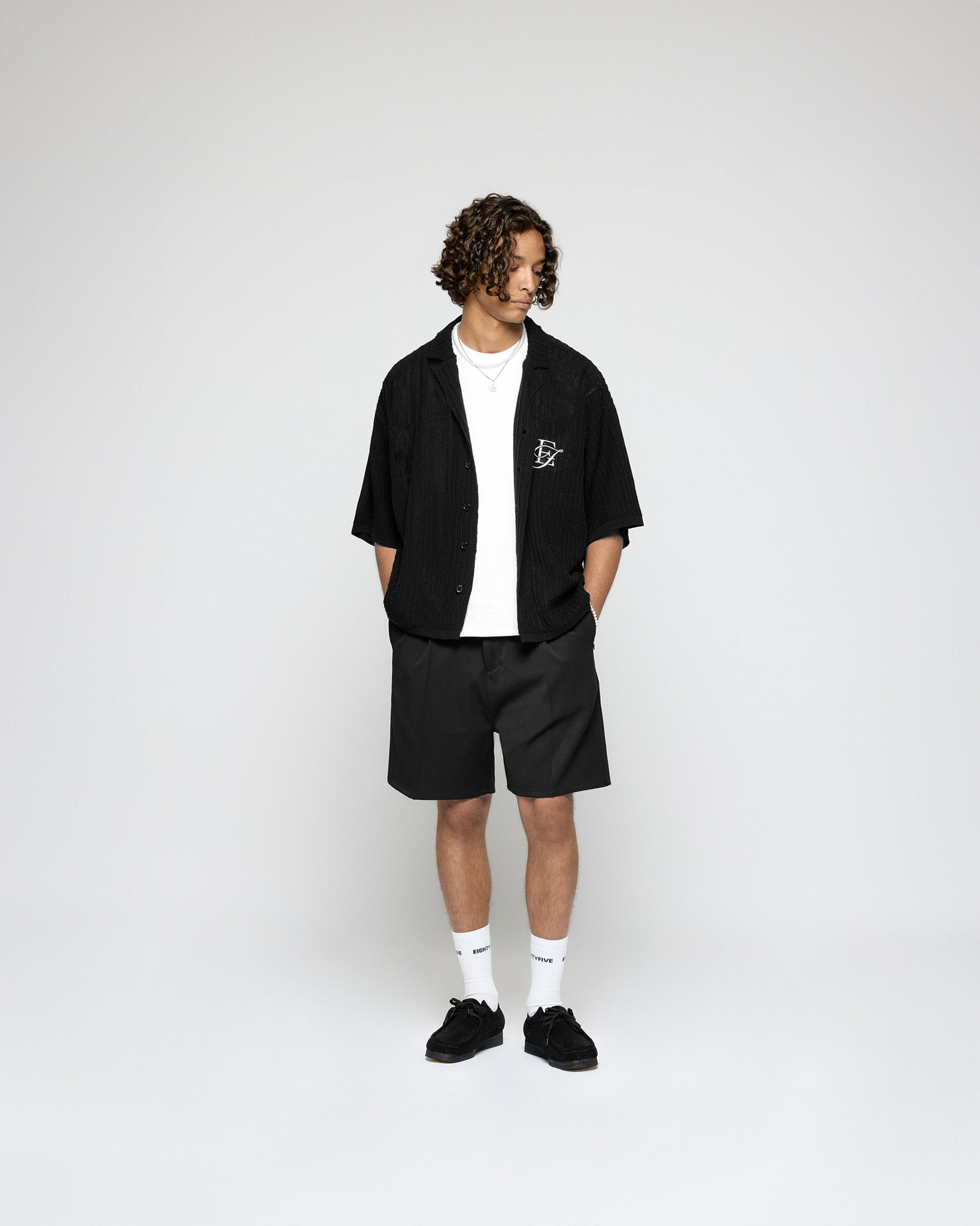 eightyfive-bottoms-pleated-tailored-shorts-black-b-gelfalte image 5