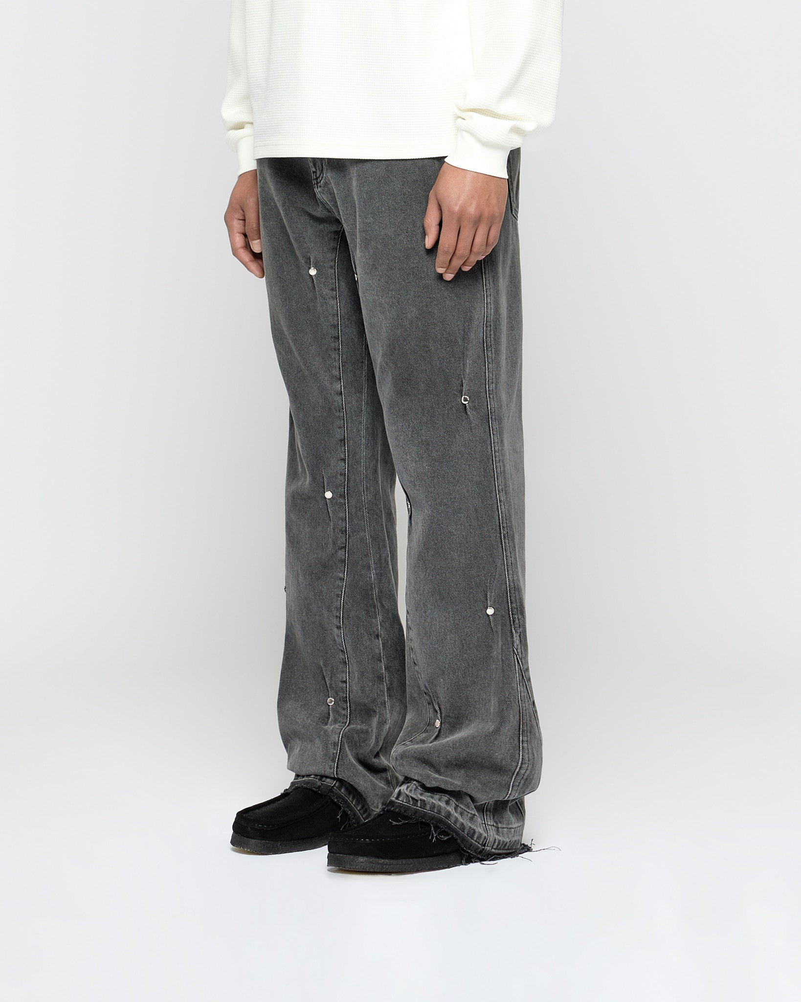 eightyfive-rivet-flared-denim-jeans-light-grey-baumwolle image 3