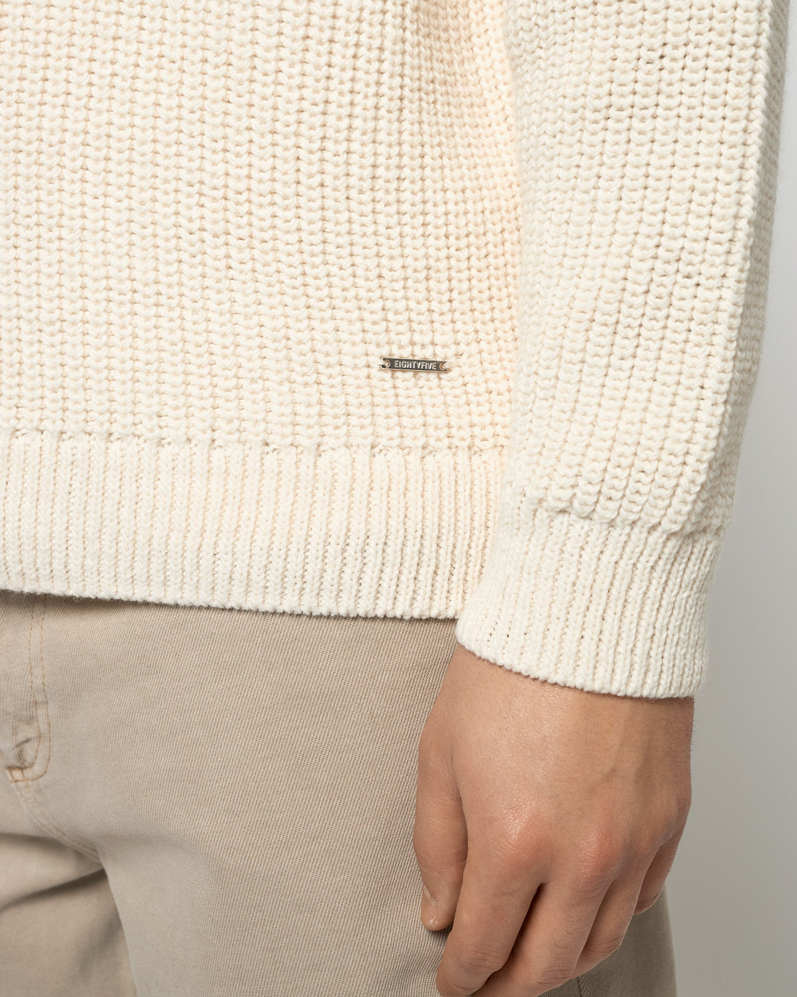eightyfive-knitted-polo-sweater-strickpullover-beige-grobstrick image 7
