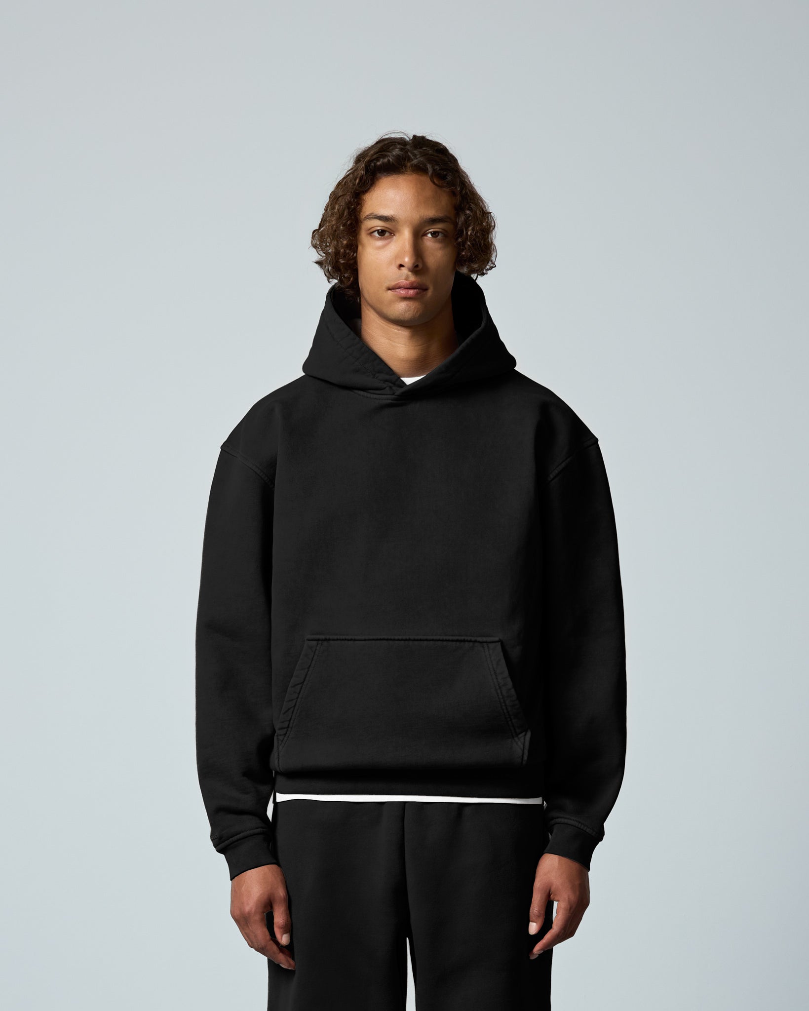 eightyfive-signature-heavy-hoodie-black-490gsm-baumwolle image 3