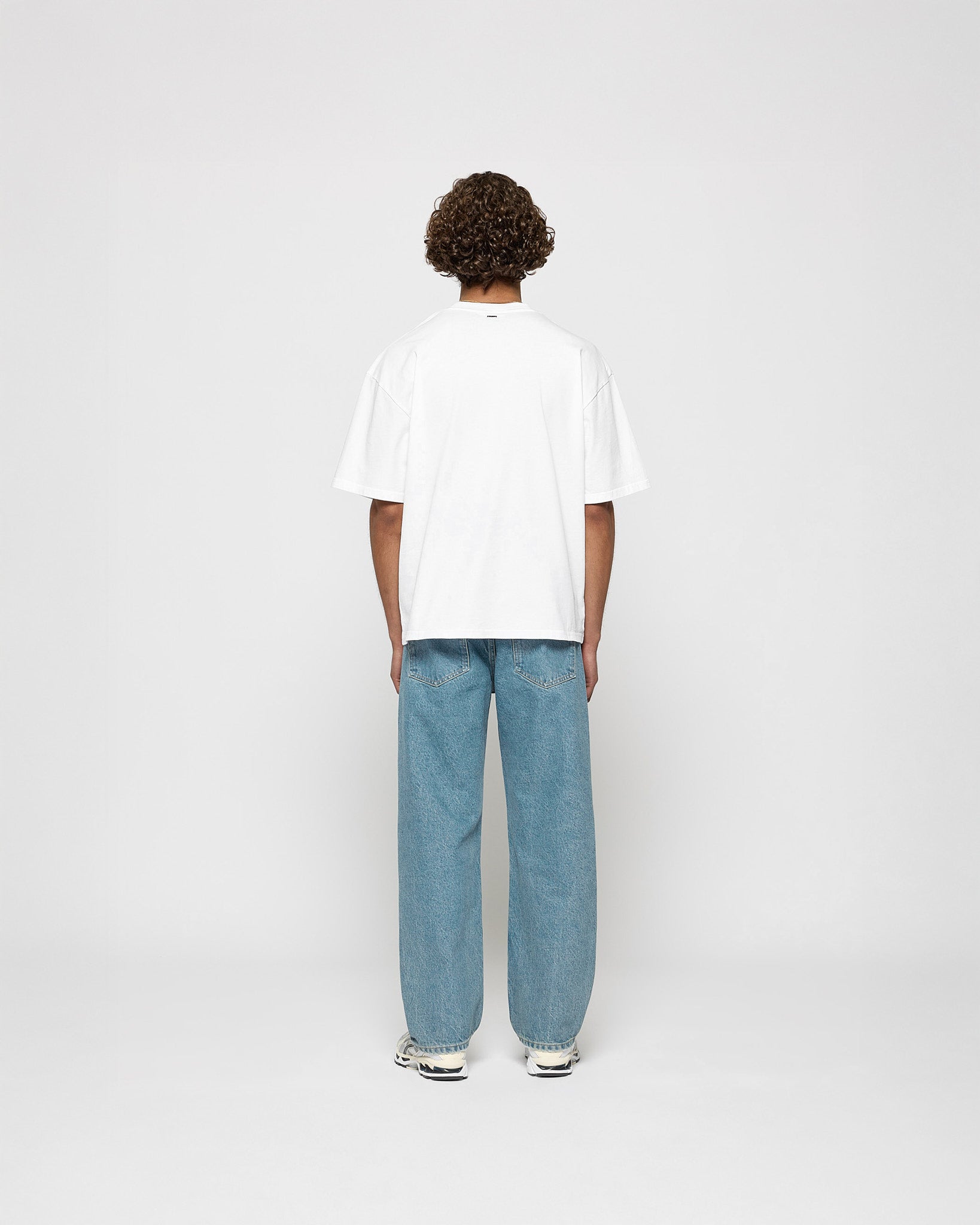 eightyfive-signature-light-oversized-t-shirt-white image 6