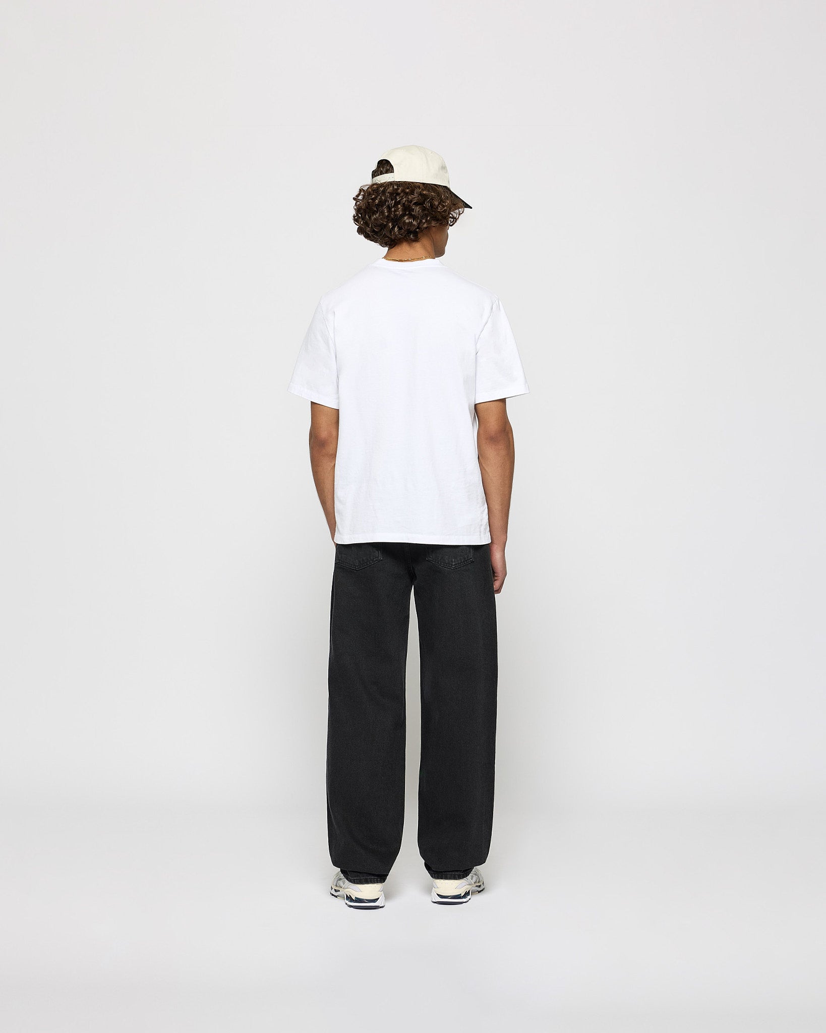 eightyfive-baggy-denim-jeans-black-washed-baggy-fit image 5