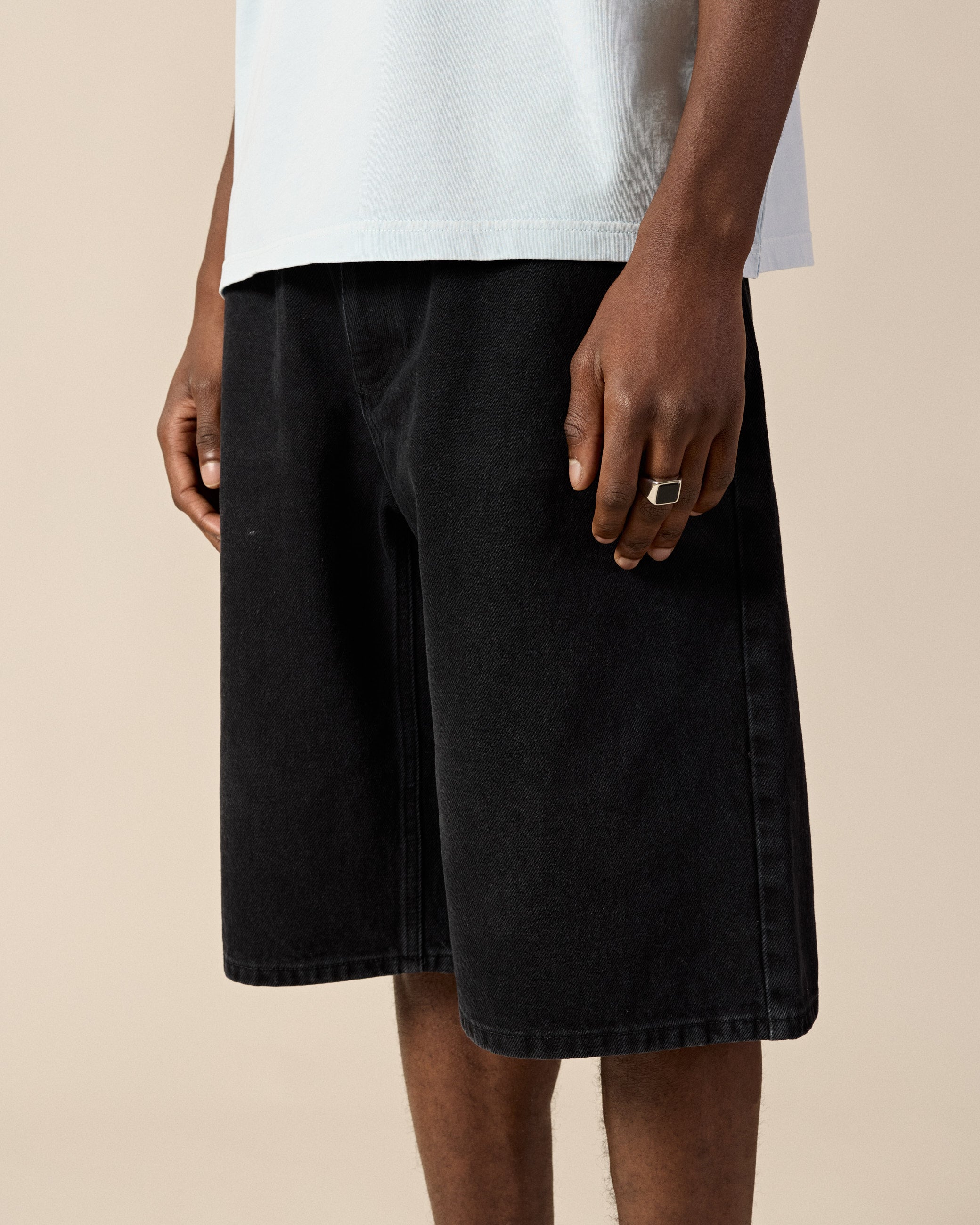 eightyfive-bottoms-distressed-baggy-jorts-shorts-black-washed image 6
