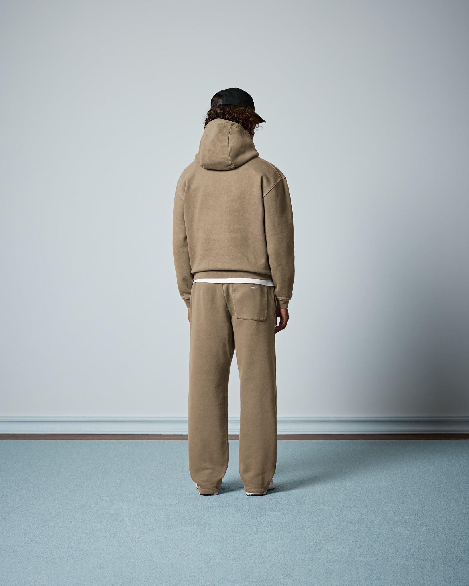 eightyfive-signature-hoodie-pullover-washed-taupe-baumwolle image 6