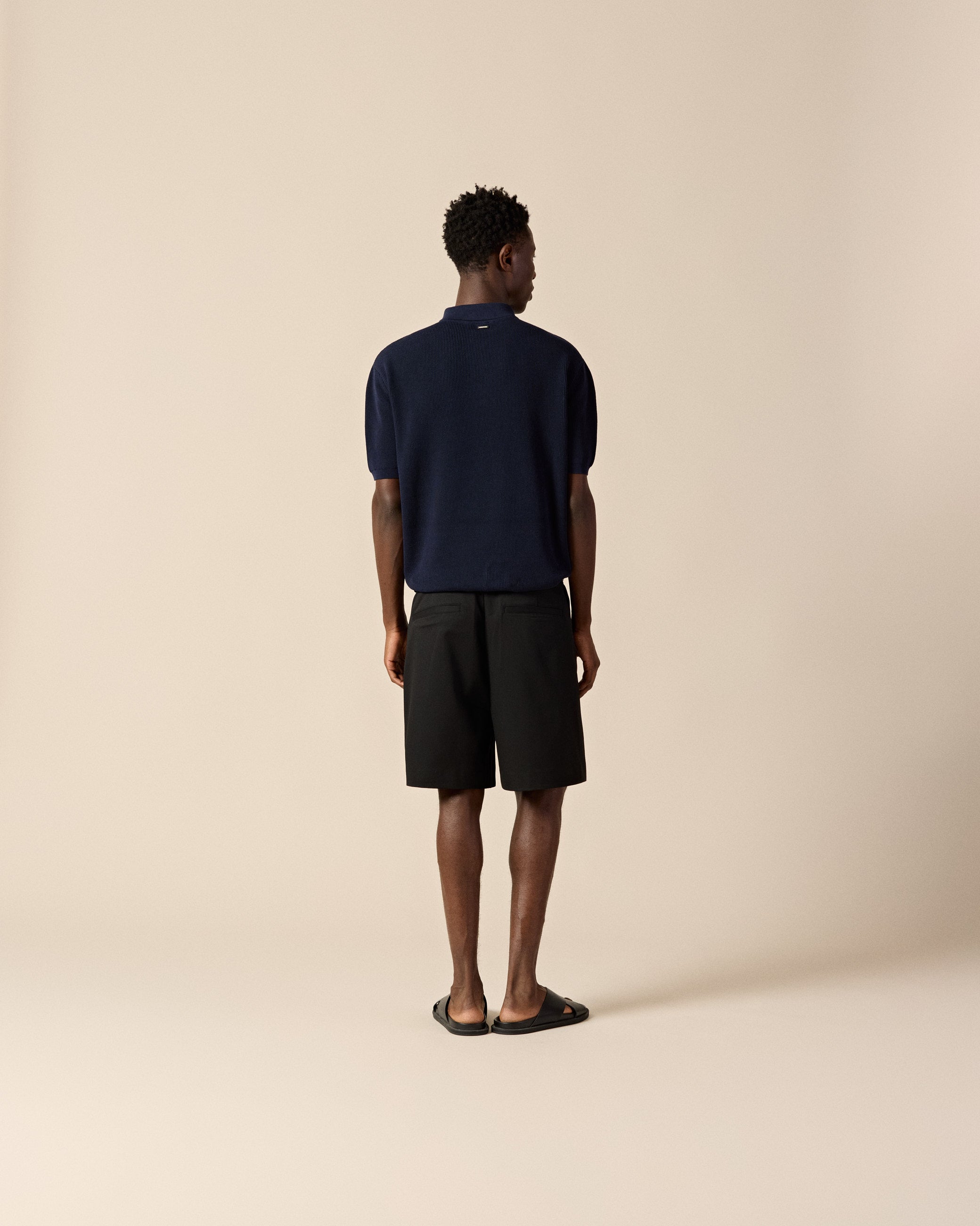 eightyfive-tailored-shorts-herren-schwarz-relaxed-fit image 5