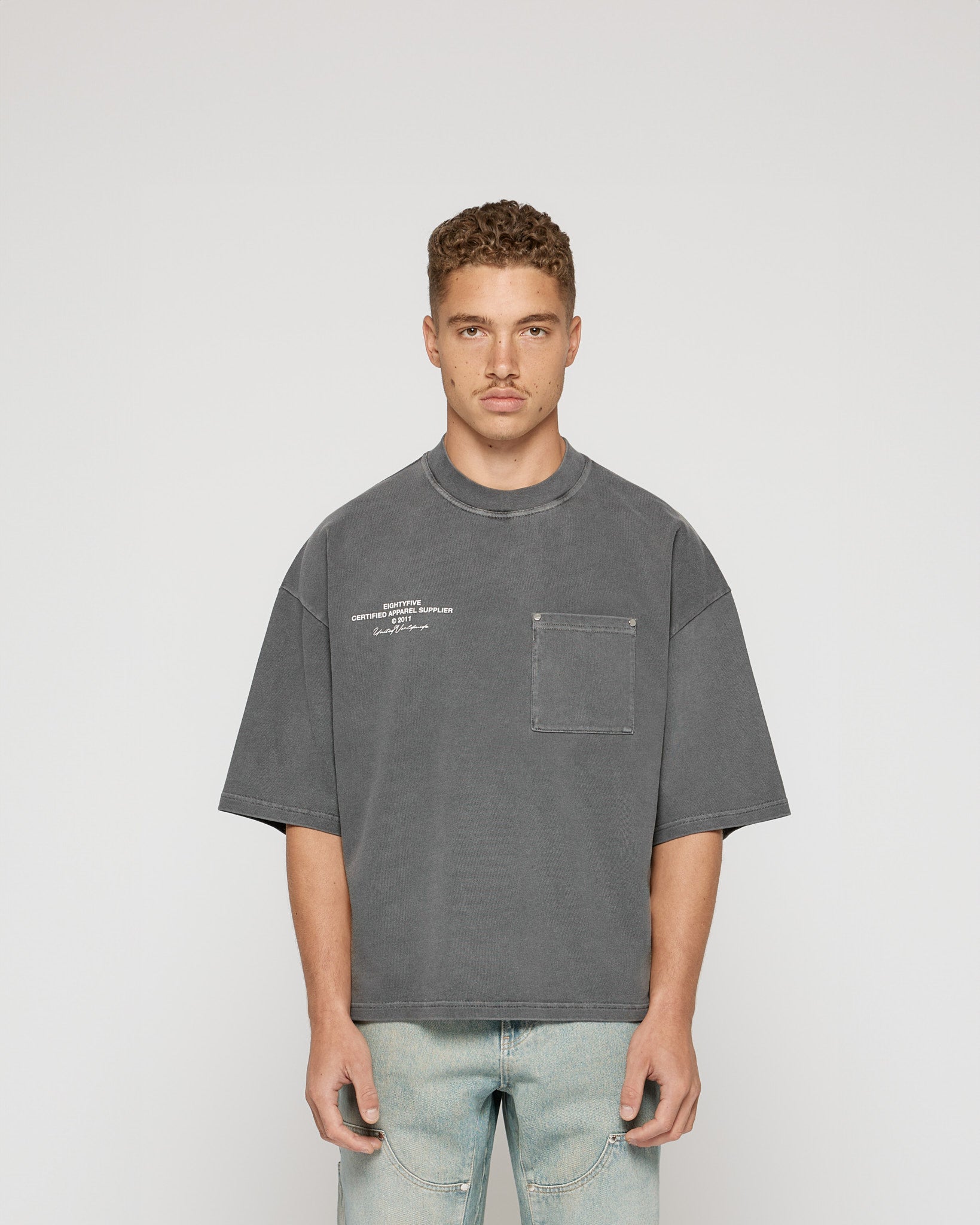 eightyfive-tops-united-cropped-t-shirt-stone-grey-m image 2