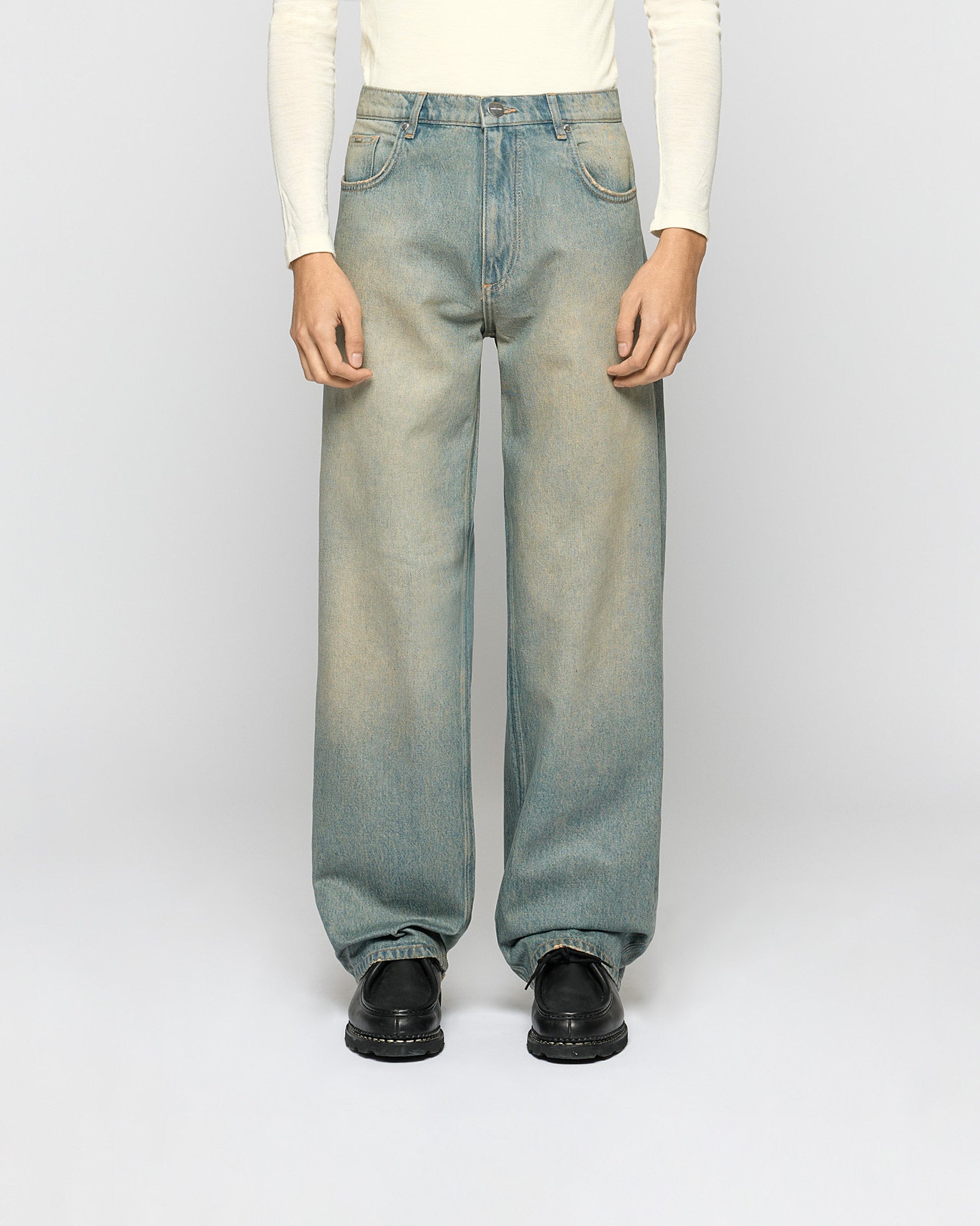 eightyfive-coated-relaxed-denim-jeans-island-blue image 2
