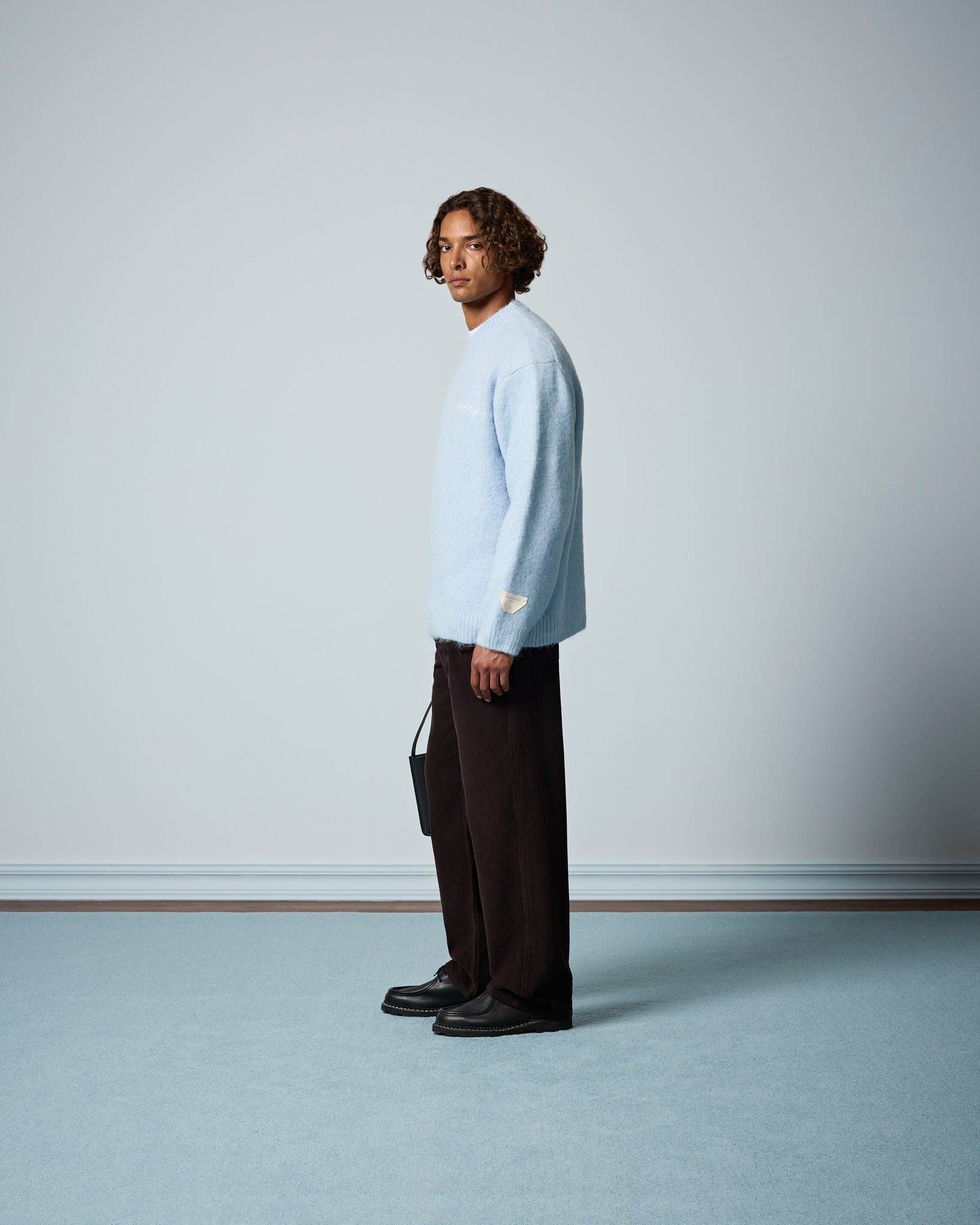 eightyfive-heavy-crew-neck-sweater-pullover-babyblue-oversized image 5