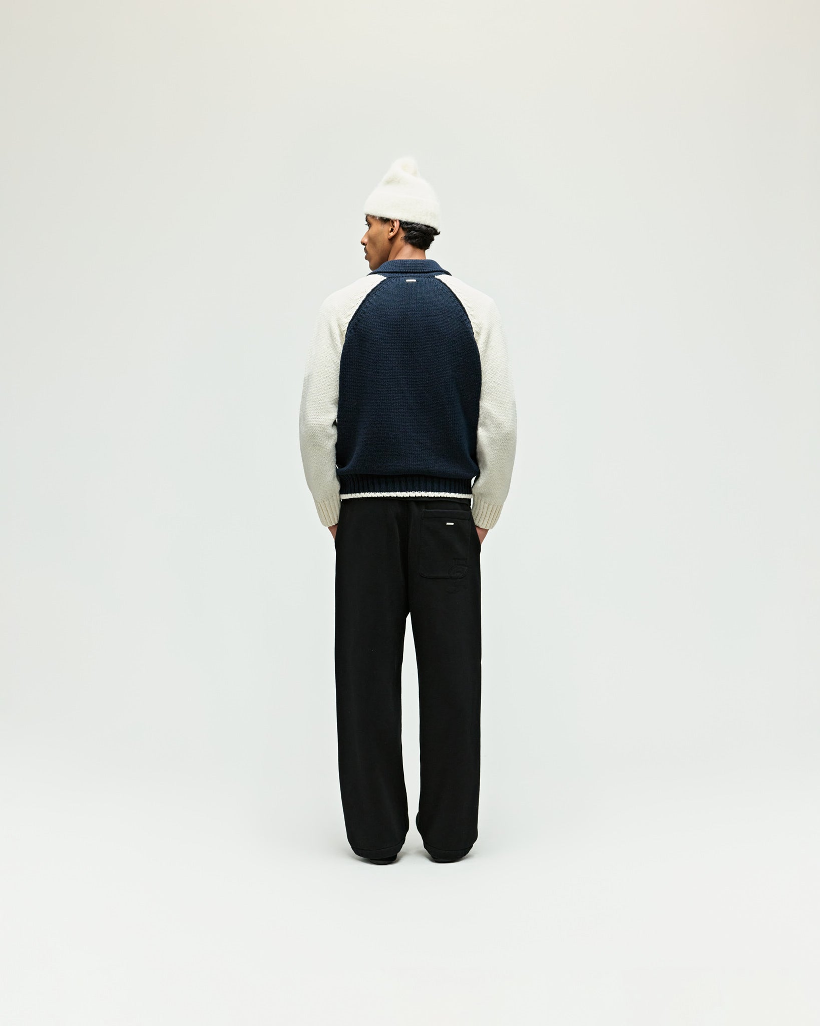 eightyfive-bottoms-wide-sweatpants-jogginghose-black-weit image 5