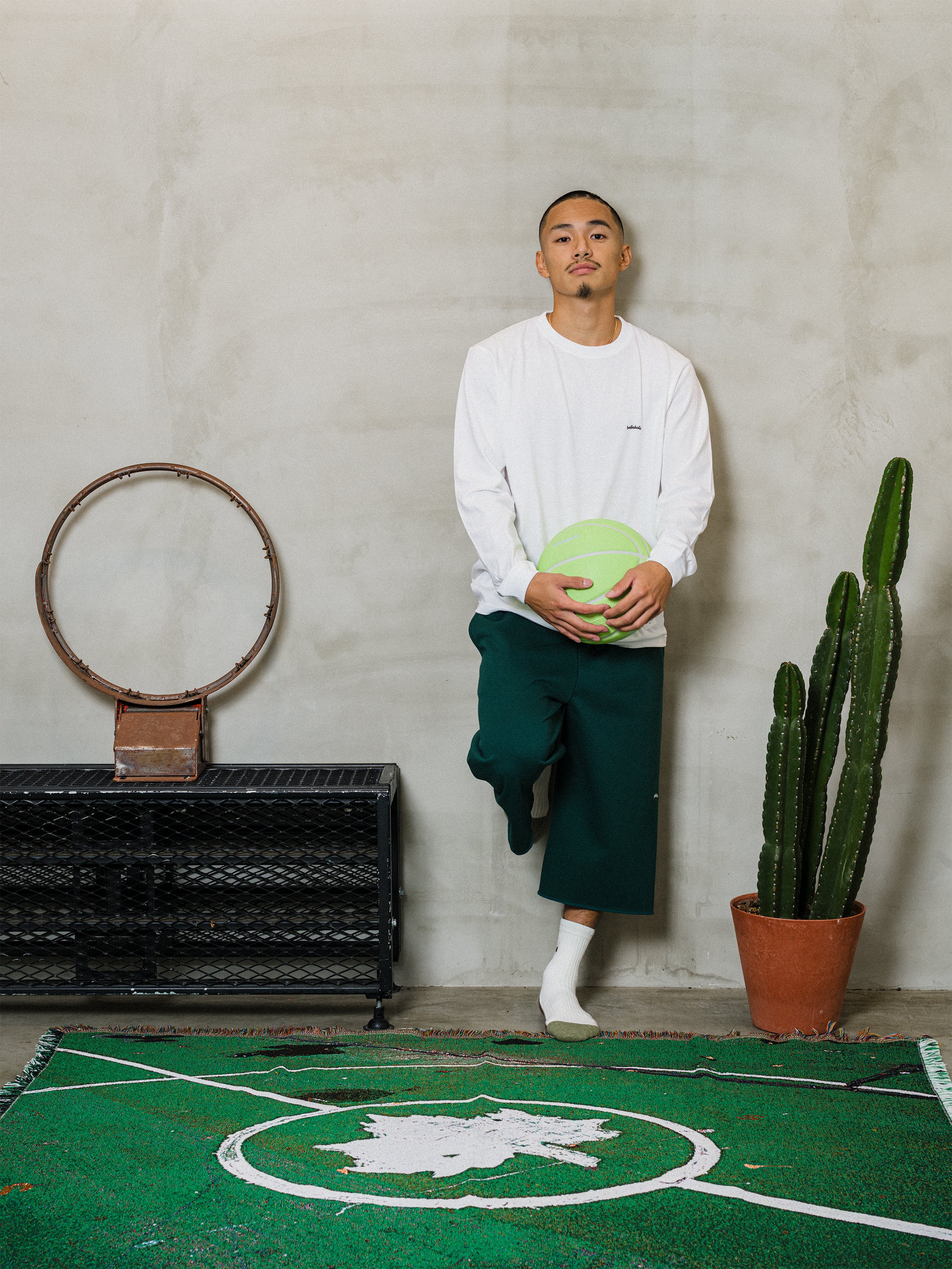 ballaholic-micro-logo-long-tee-wei-longsleeve-baumwolle image 2