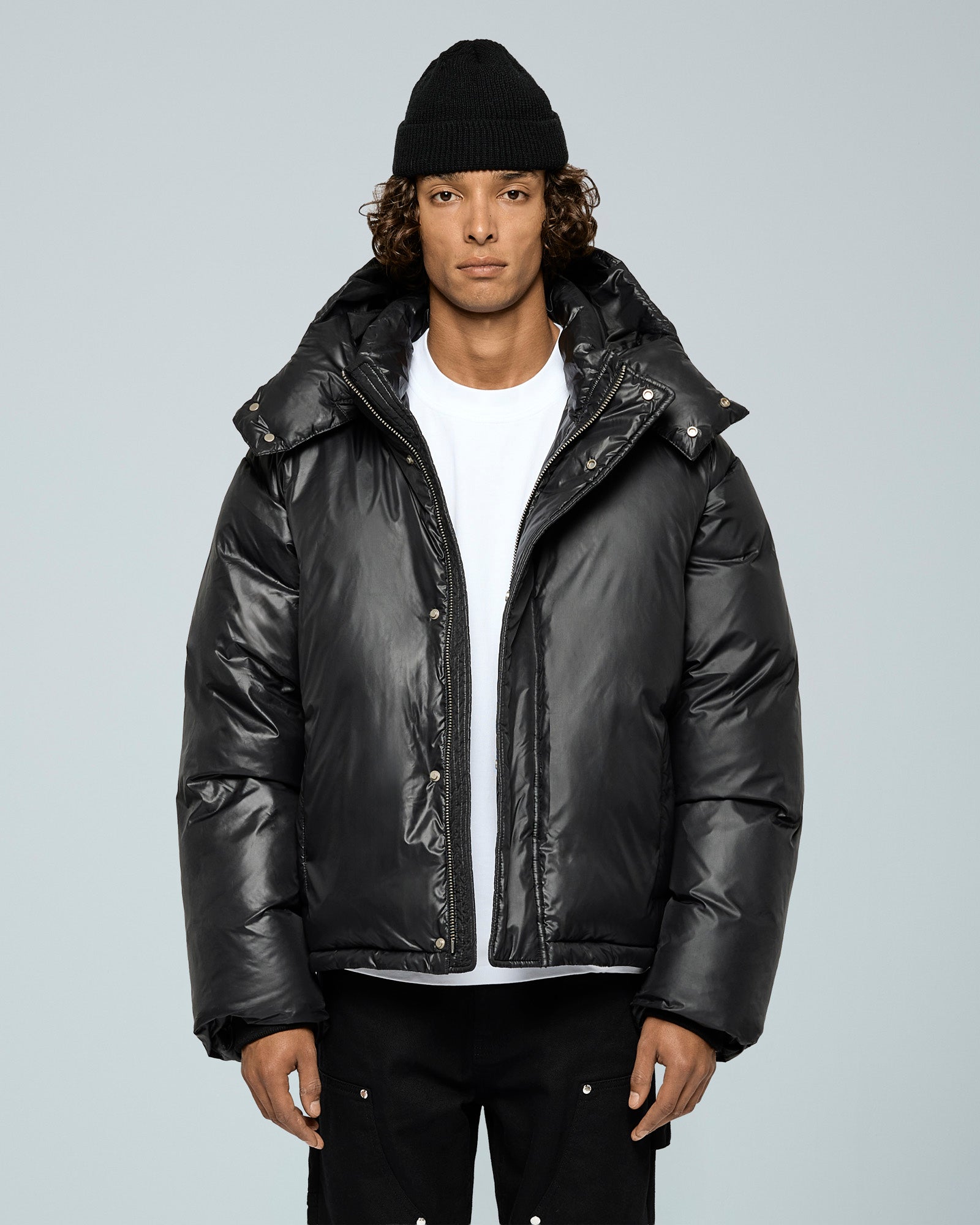 eightyfive-glossed-down-puffer-jacket-v3-jacke-black-daunen image 3
