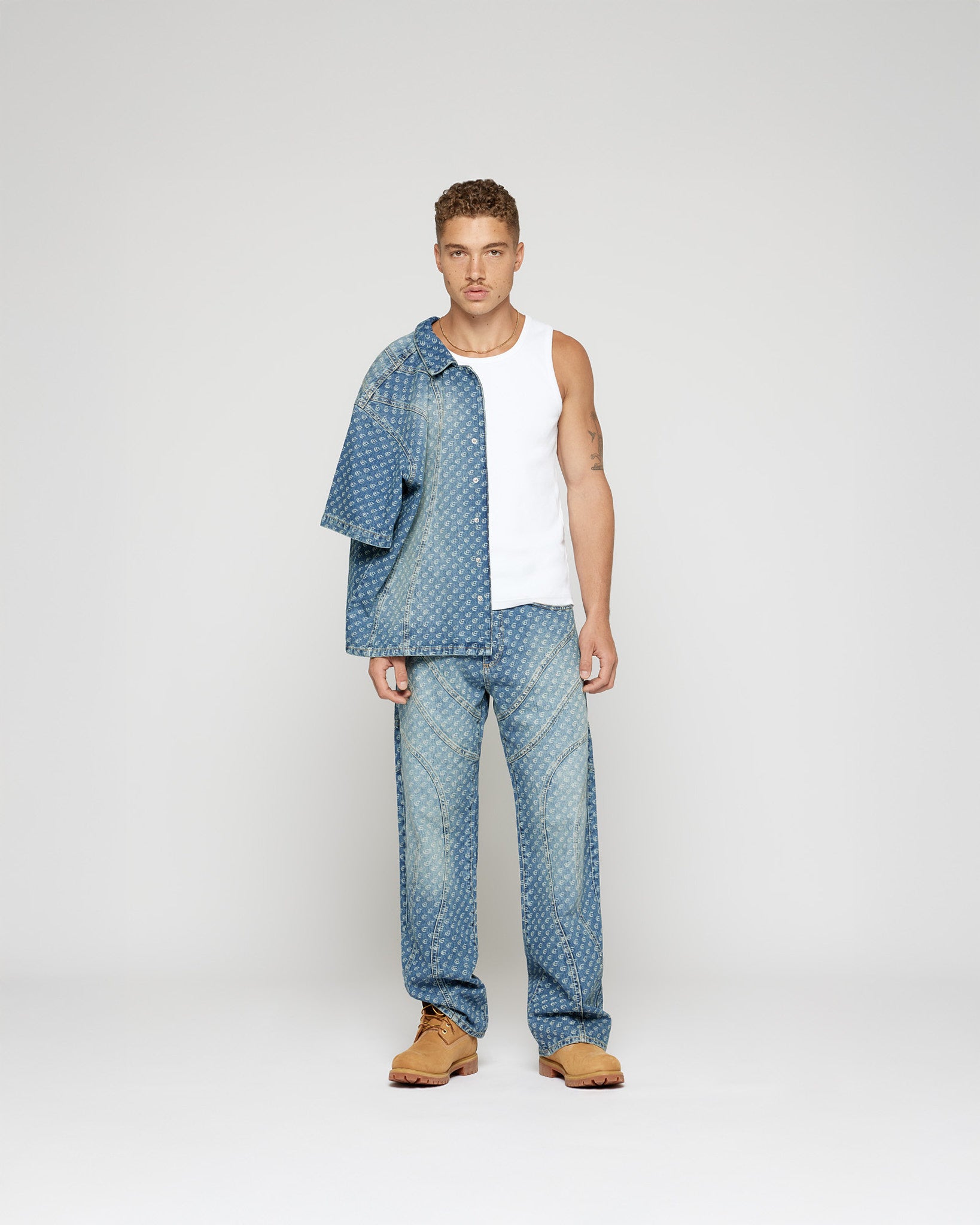 eightyfive-monogram-loose-denim-jeans-aqua-blue-loose-fit image 5