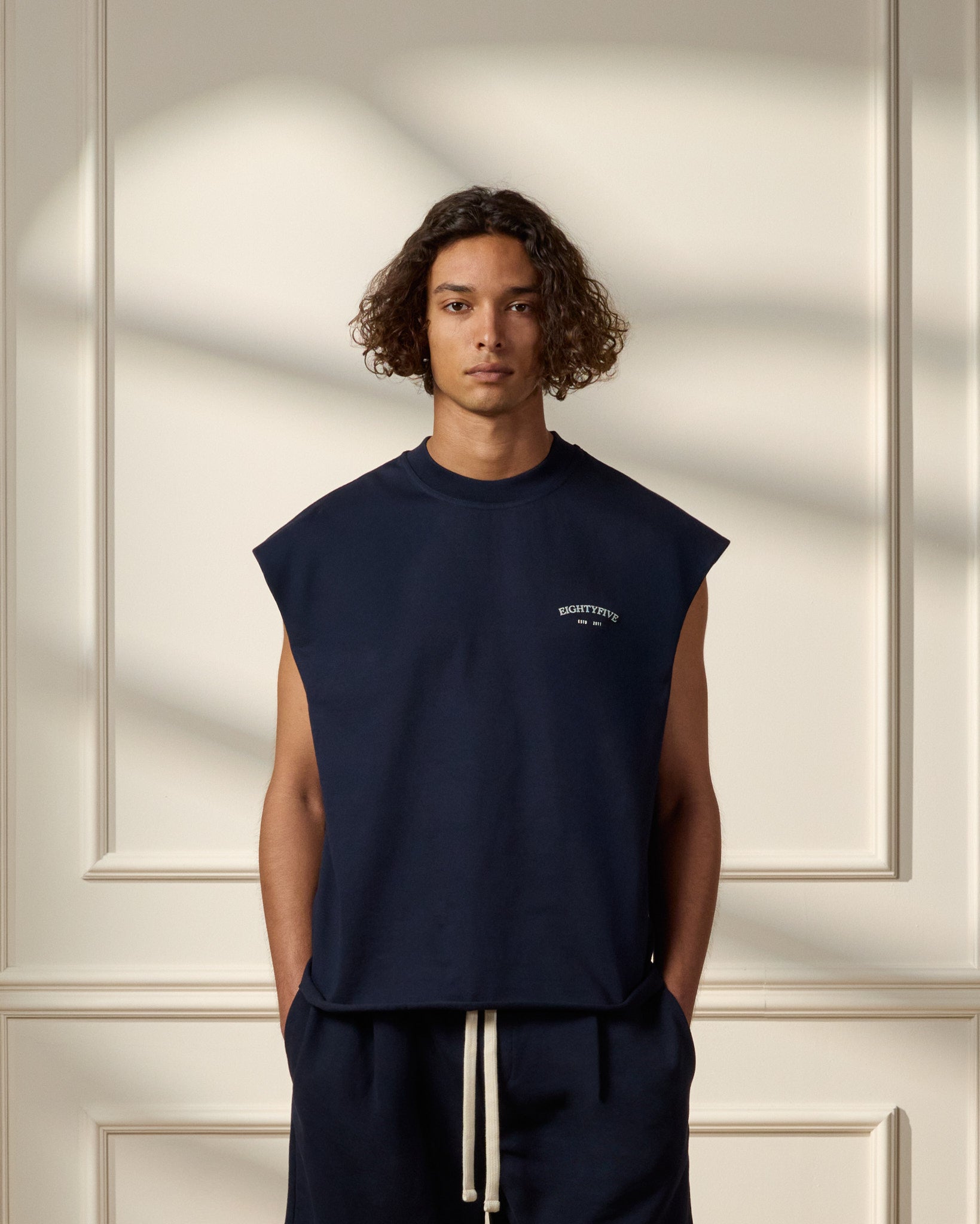 eightyfive-tops-loose-tanktop-navy-oversized-baumwolle image 6