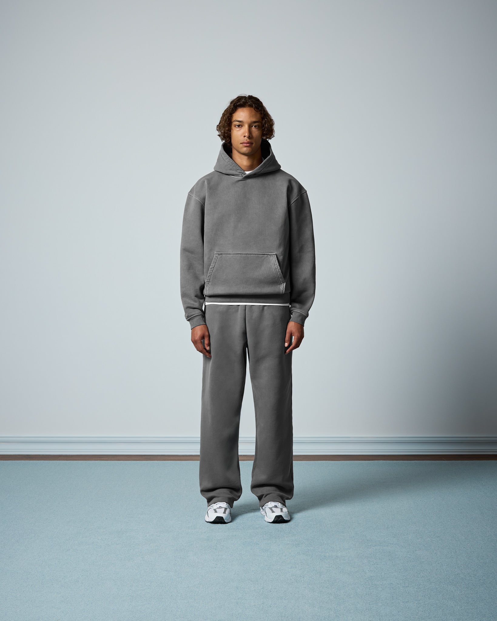 eightyfive-signature-heavy-hoodie-hoodie-stone-grey-490gsm image 4
