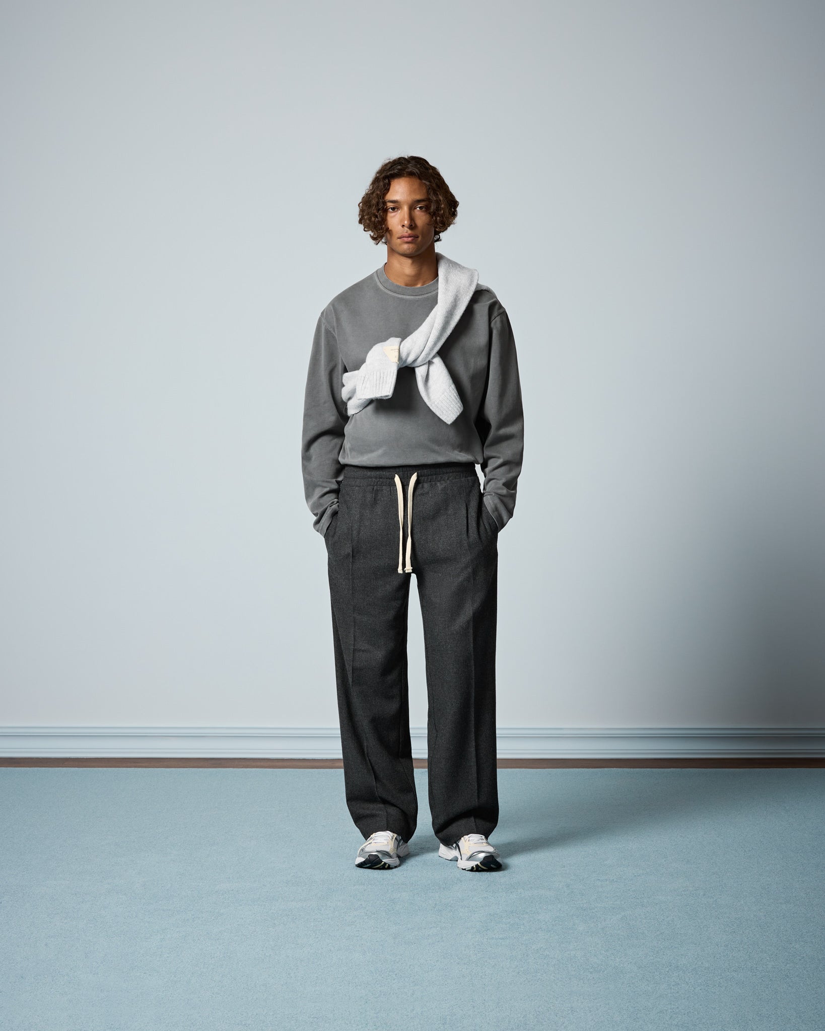 eightyfive-wool-pants-with-elastic-waistline-hose-grey-melange image 4