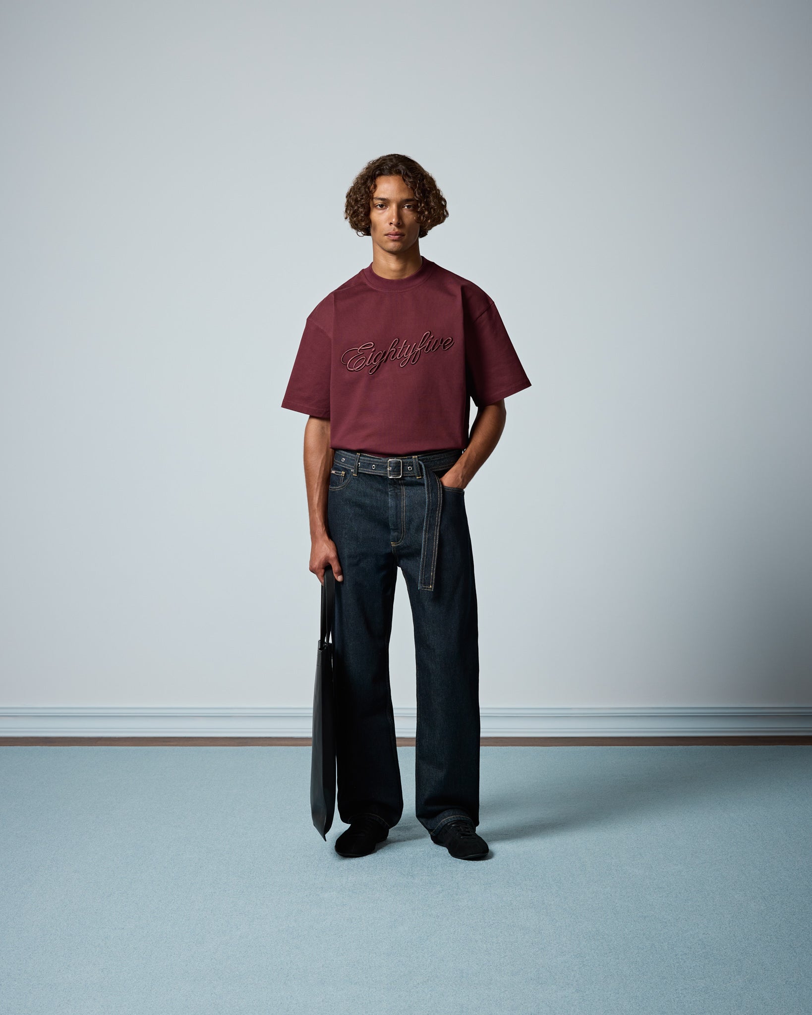 eightyfive-tops-heavy-embroidered-t-shirt-burgundy-m image 4