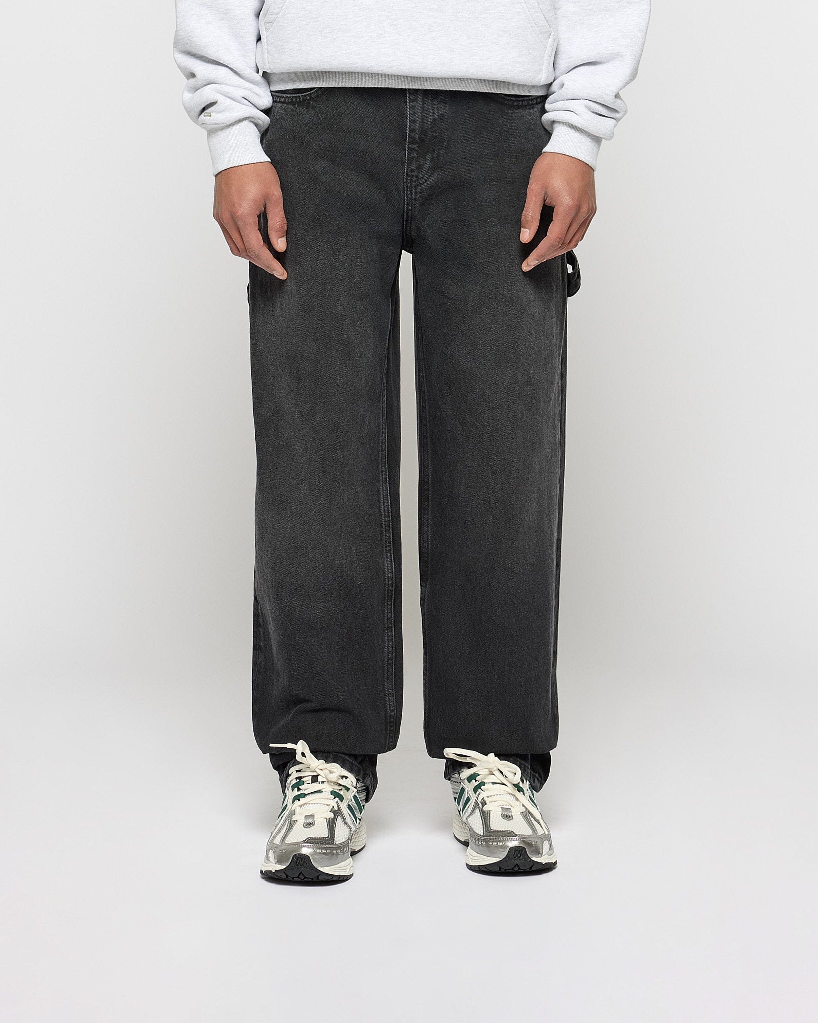 eightyfive-baggy-carpenter-denim-jeans-black-washed-baggy image 3