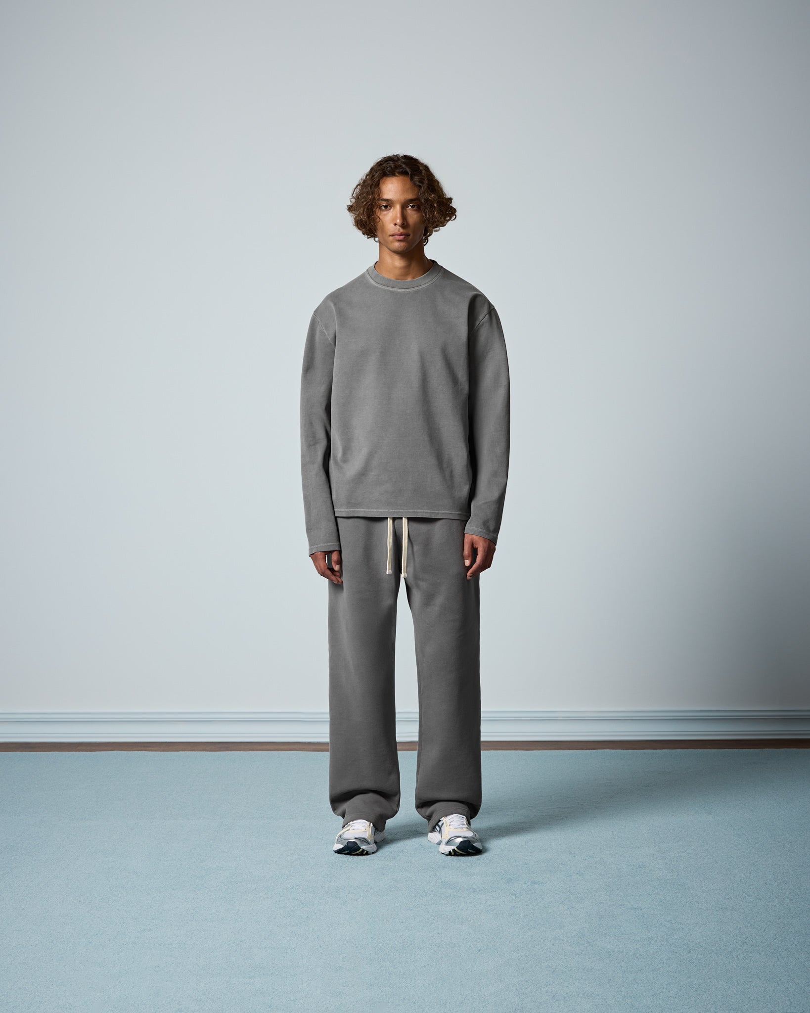 eightyfive-signature-longsleeve-stone-grey-relaxed-fit image 4