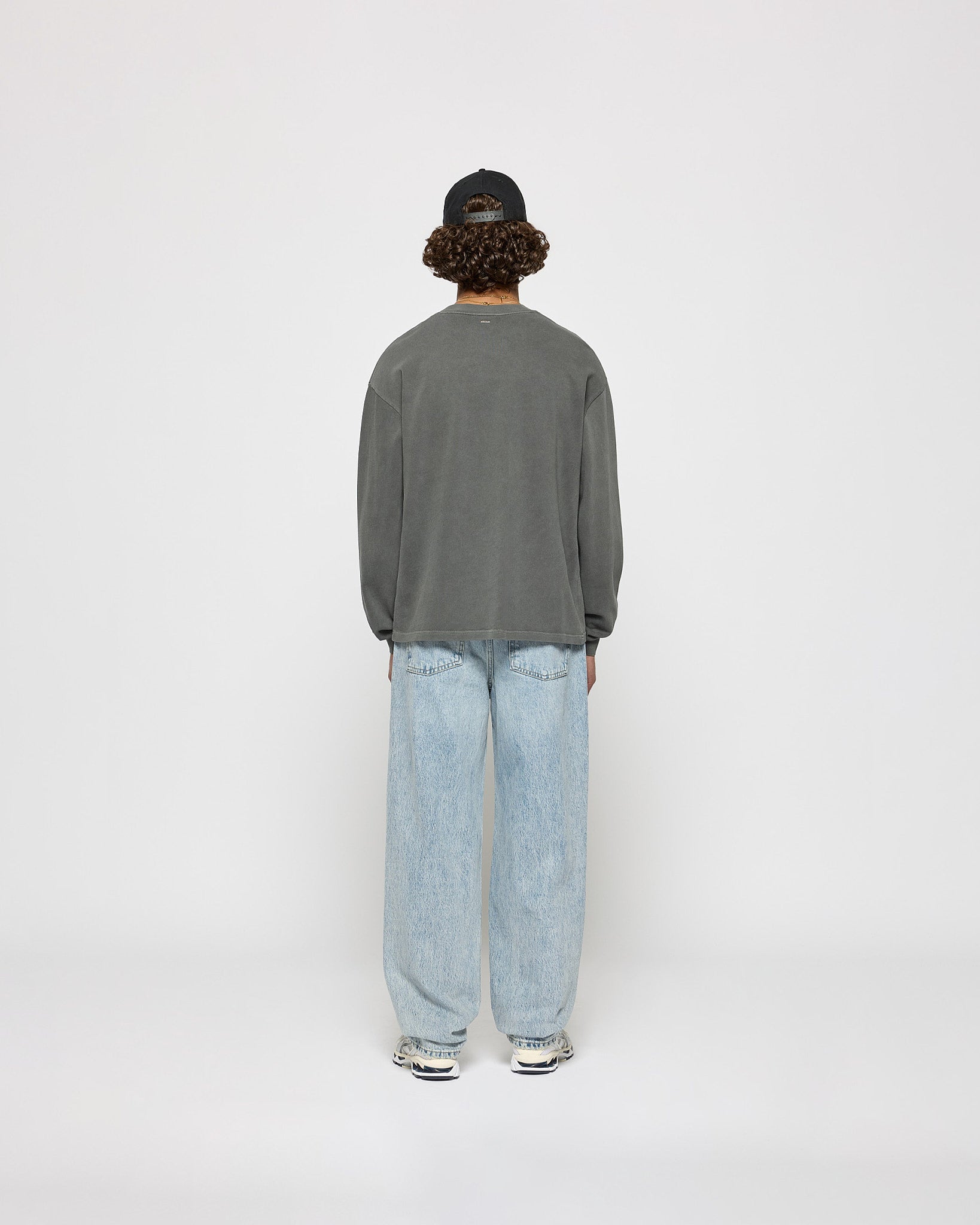 eightyfive-bottoms-baggy-denim-jeans-ocean-blue-baggy-fit image 5