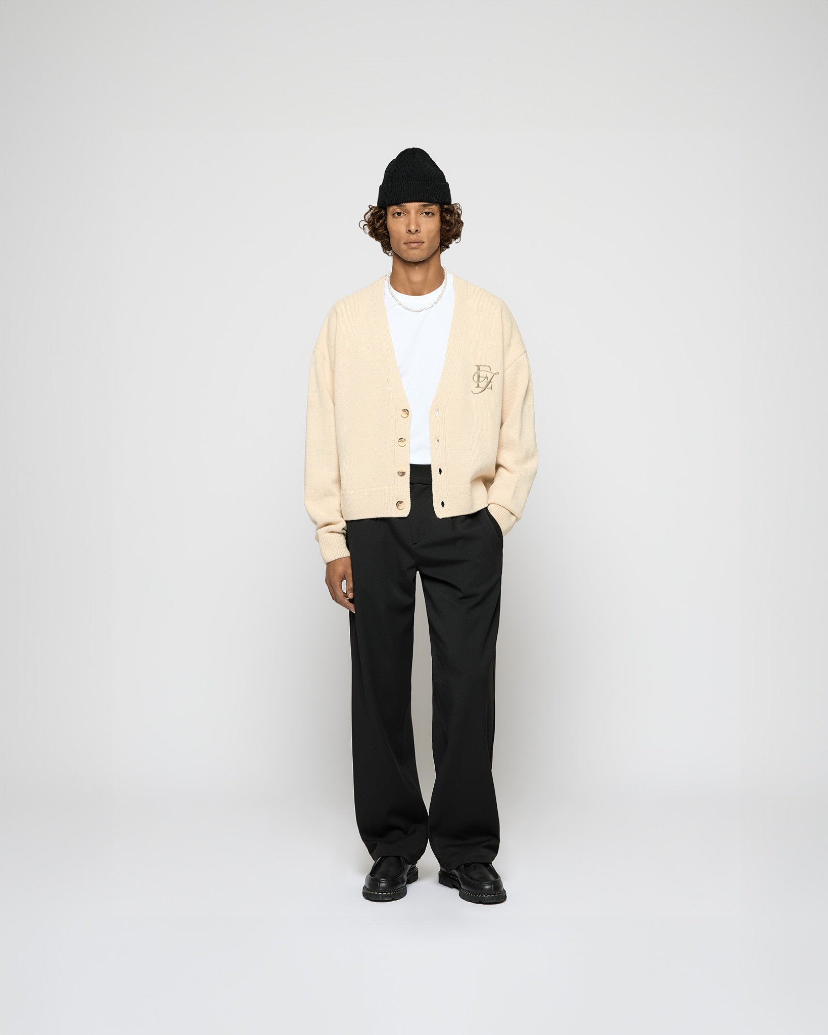 eightyfive-wool-knitted-cardigan-strickjacke-beige-wolle image 3