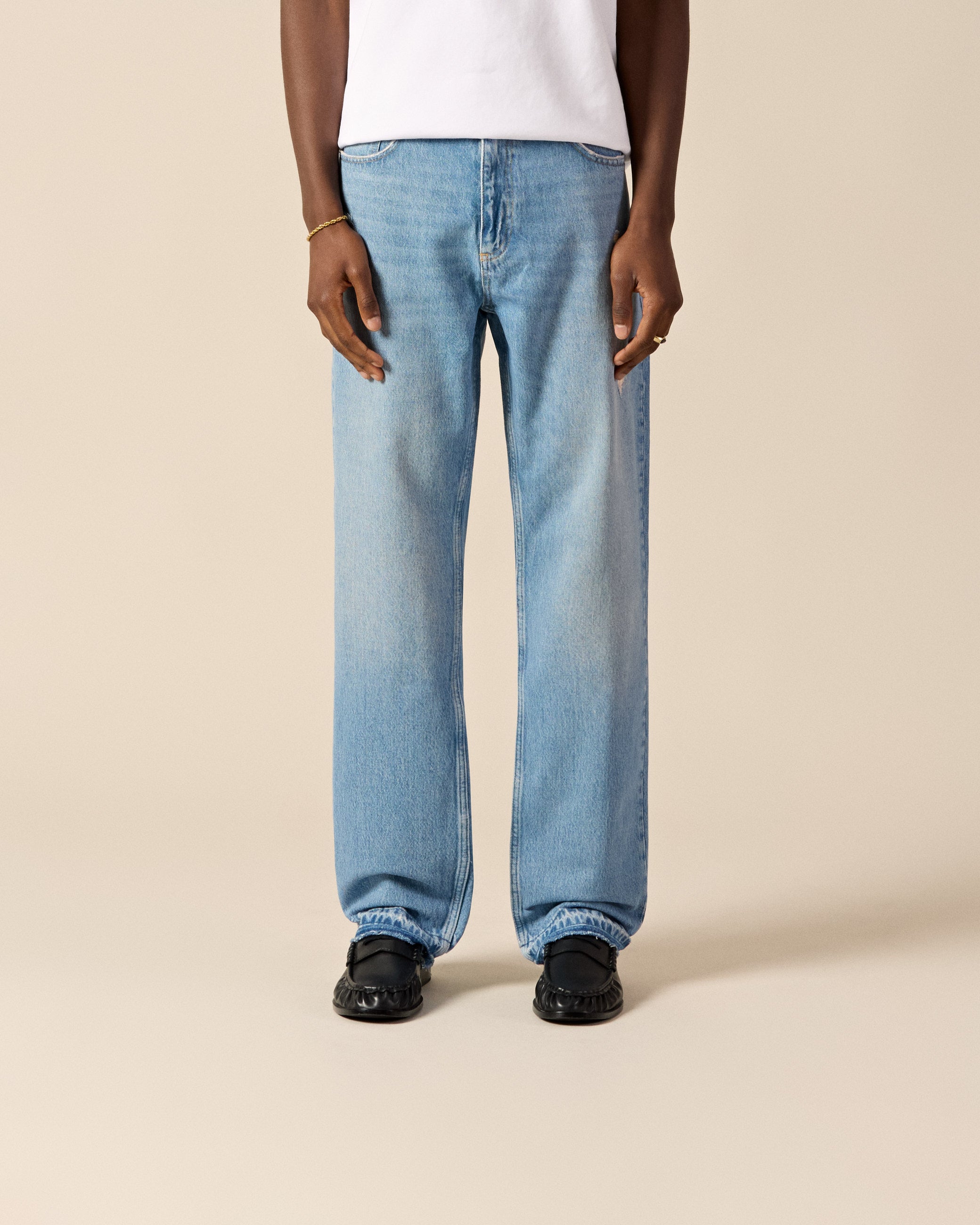 eightyfive-open-hem-straight-denim-hellblau-baumwolle image 3