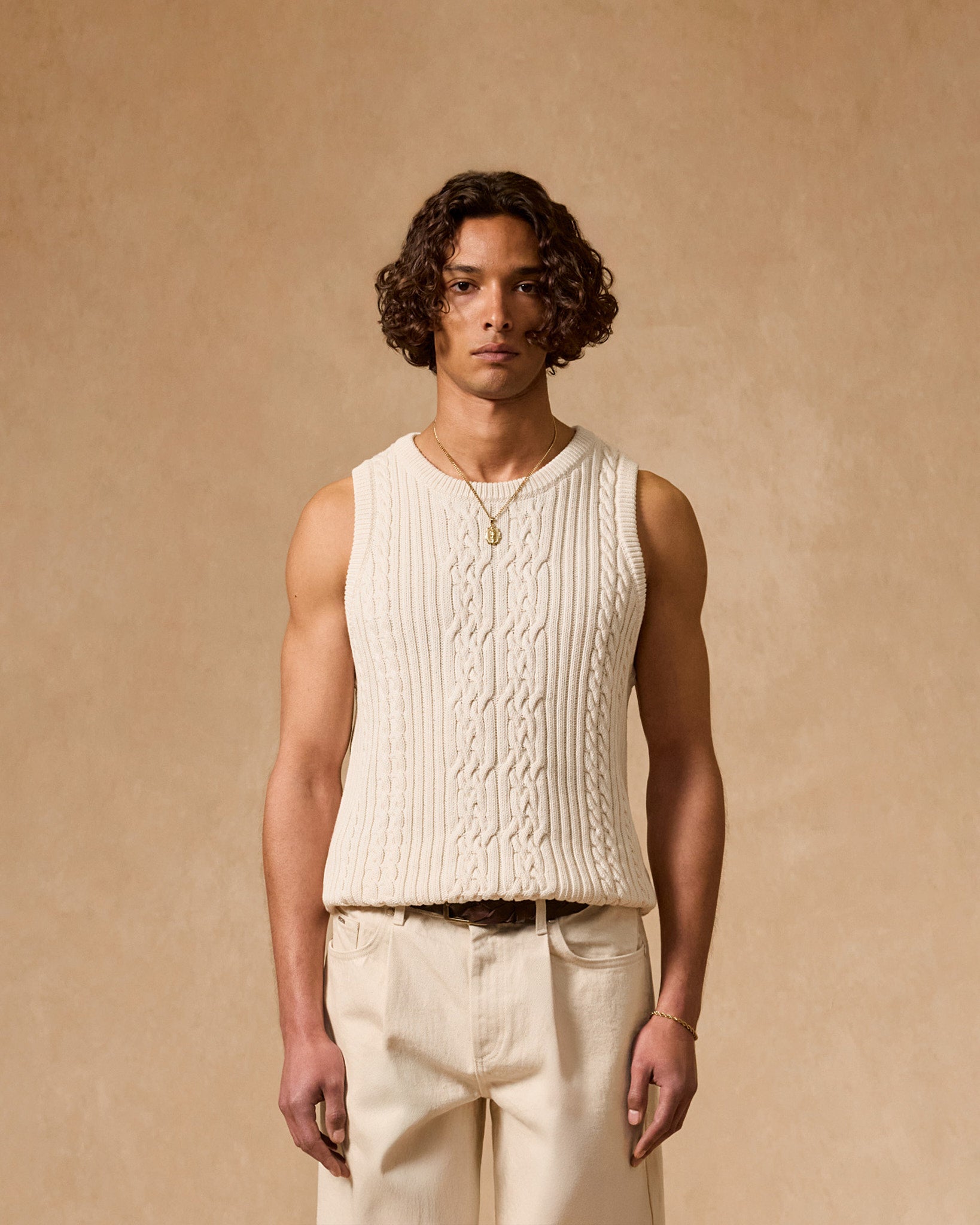 eightyfive-knitted-tank-top-off-white-zopfmuster-viskose image 3
