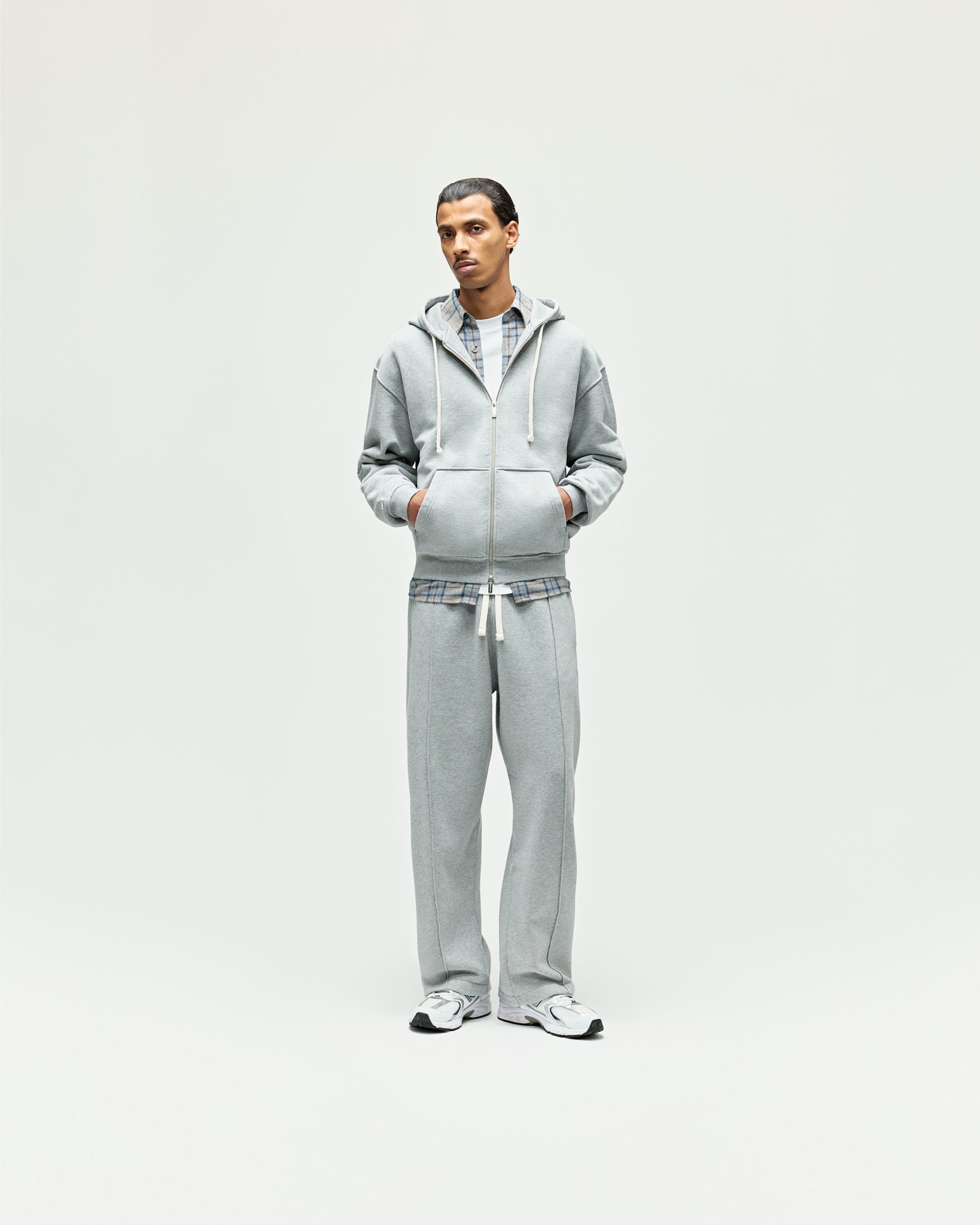 eightyfive-embroidered-zip-hoodie-grau-baumwolle image 4