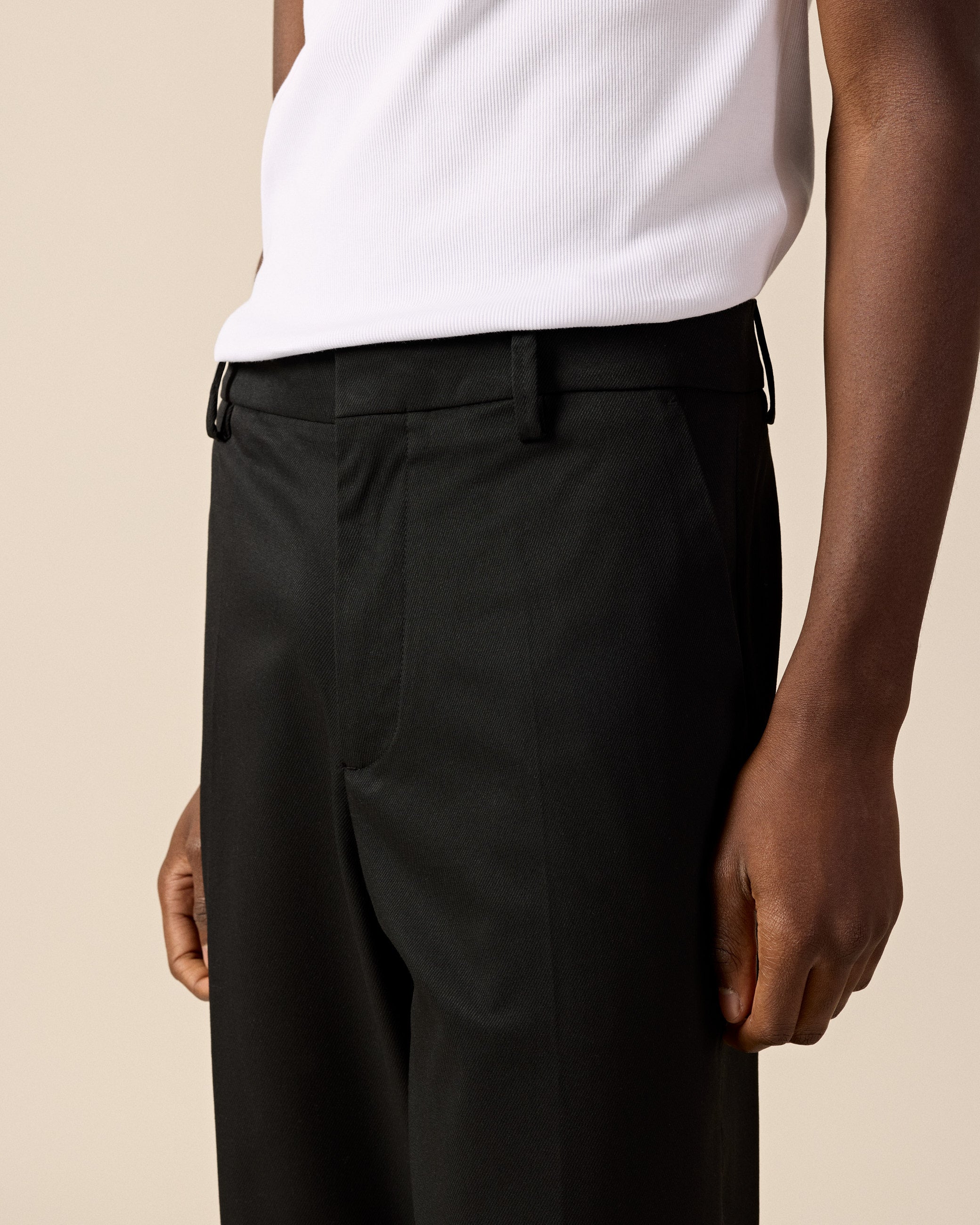 eightyfive-bottoms-flared-tailored-pants-black-elasthan image 6