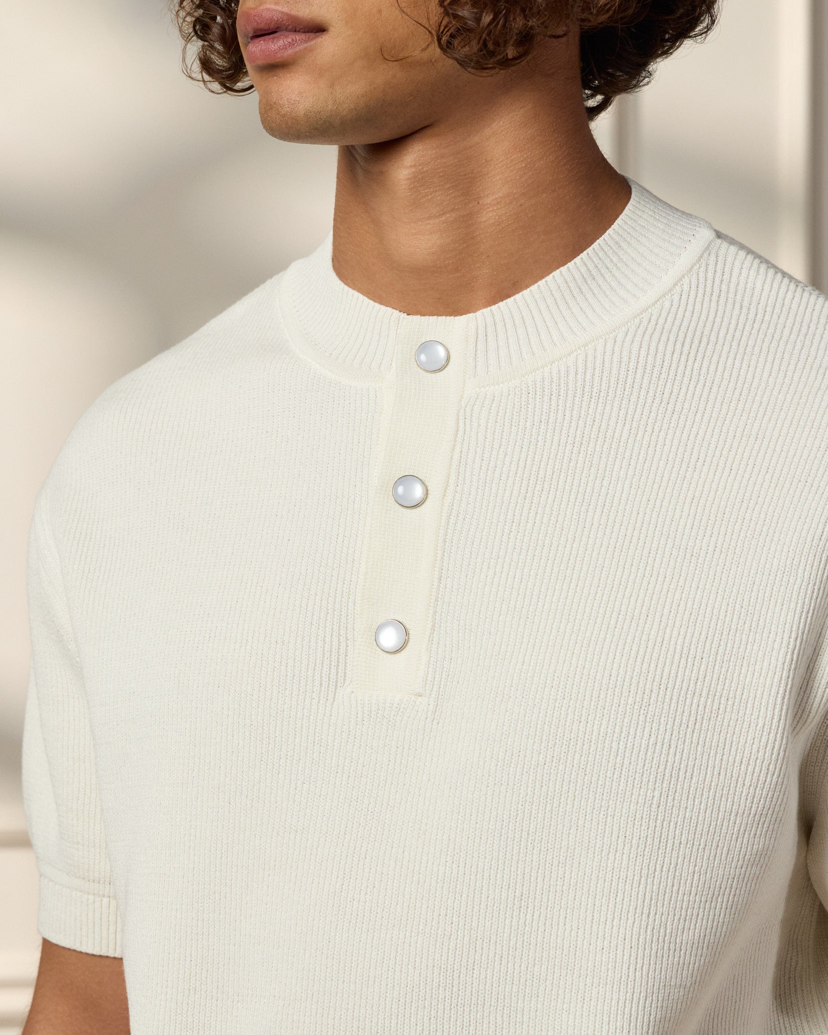 eightyfive-tops-knitted-henley-polo-offwhite-baumwolle image 7