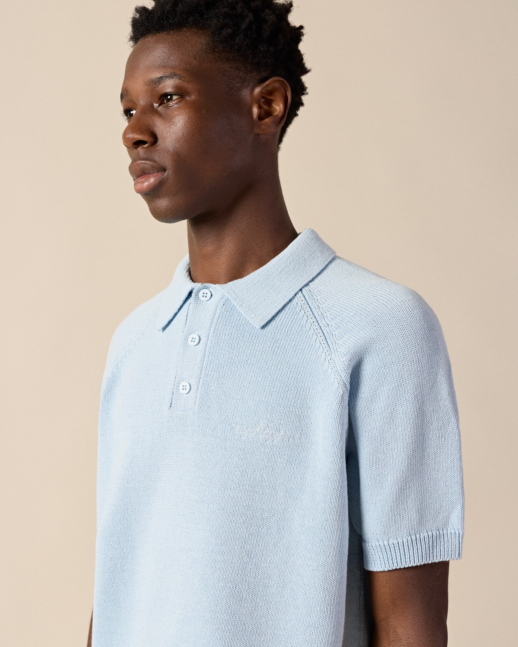 eightyfive-raglan-knit-poloshirt-baby-blue-baumwolle image 6
