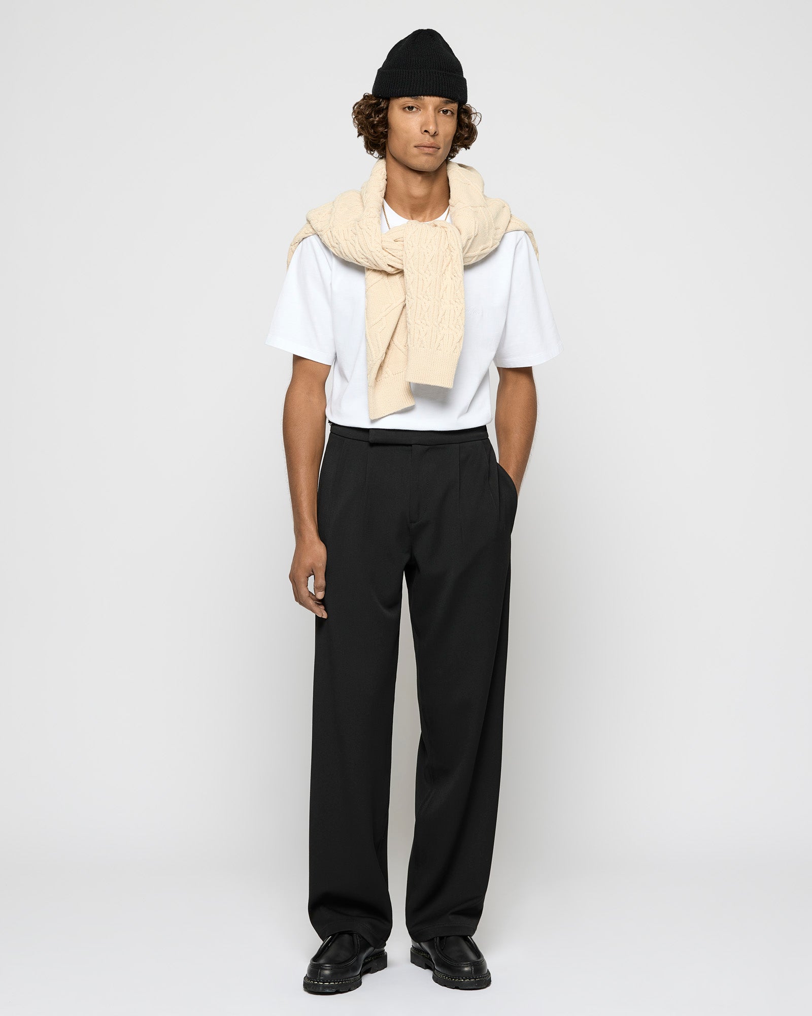 eightyfive-pleated-regular-tailored-pants-v2-hose-black image 8