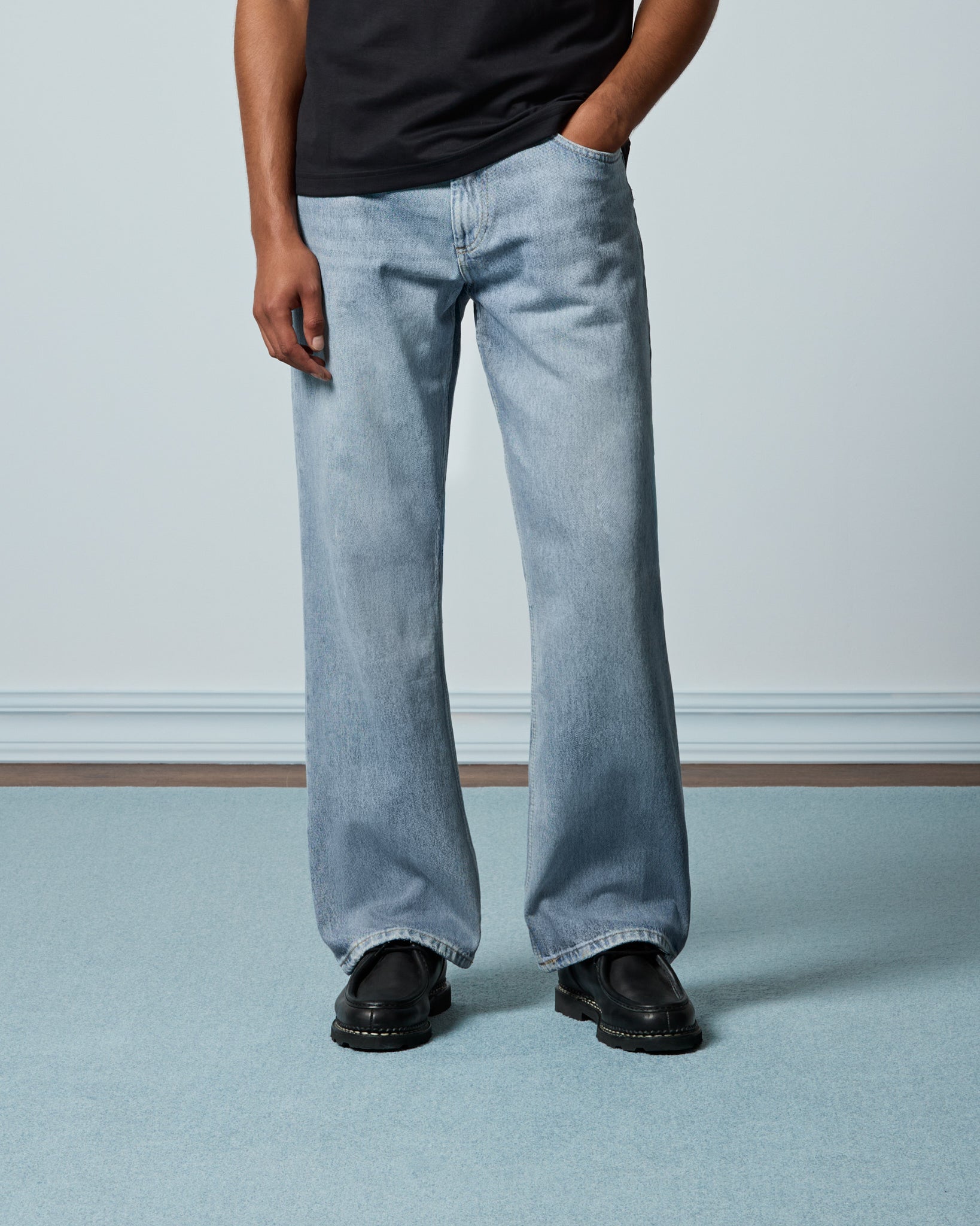 eightyfive-bottoms-flared-denim-jeans-baby-blue-100-baumwolle image 3