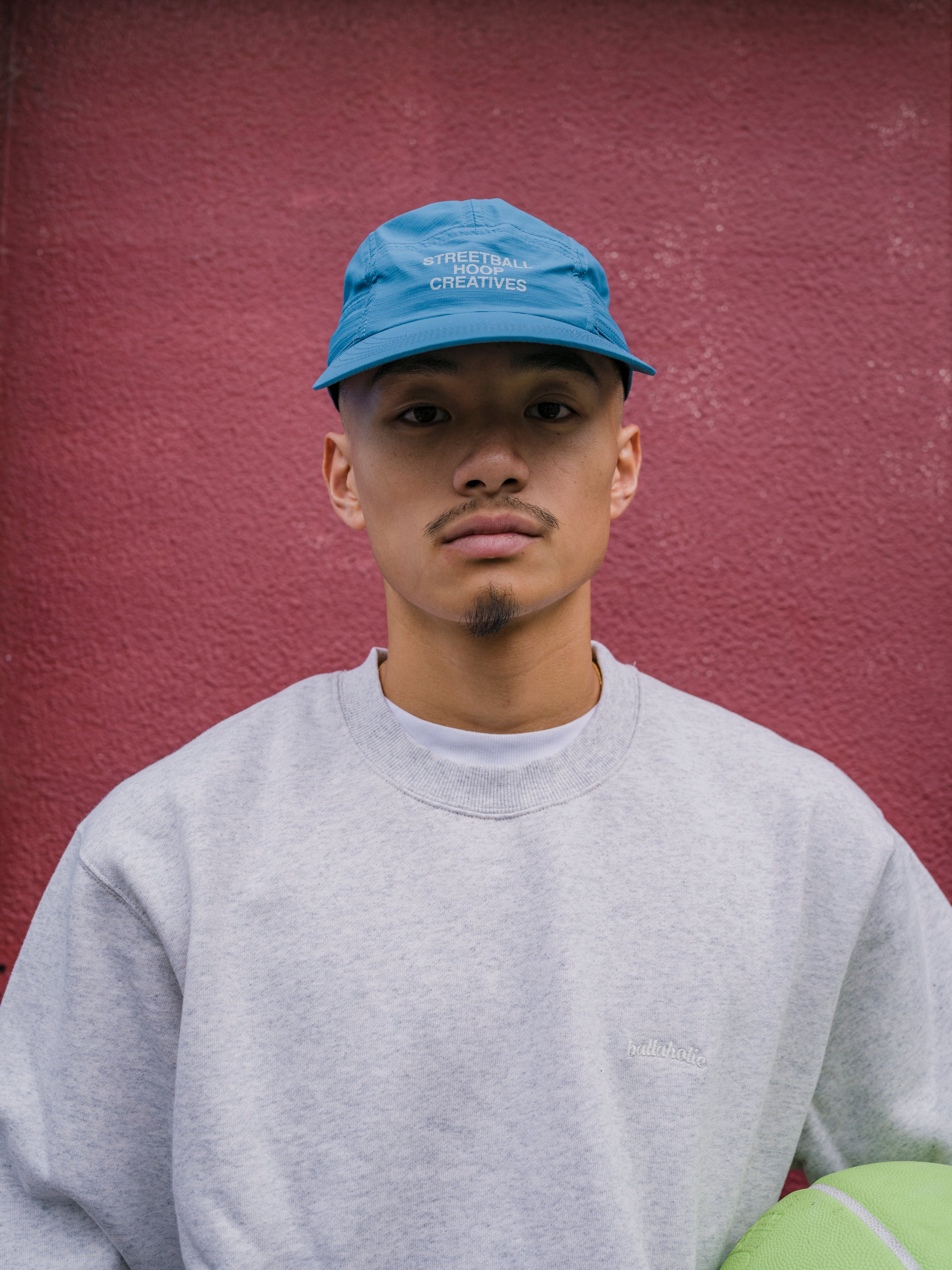 ballaholic-small-logo-crew-sweatshirt-ash-pullover image 2