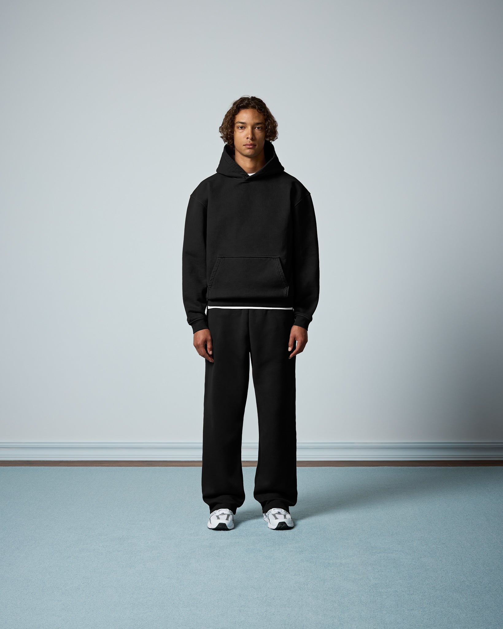 eightyfive-signature-heavy-hoodie-black-490gsm-baumwolle image 4