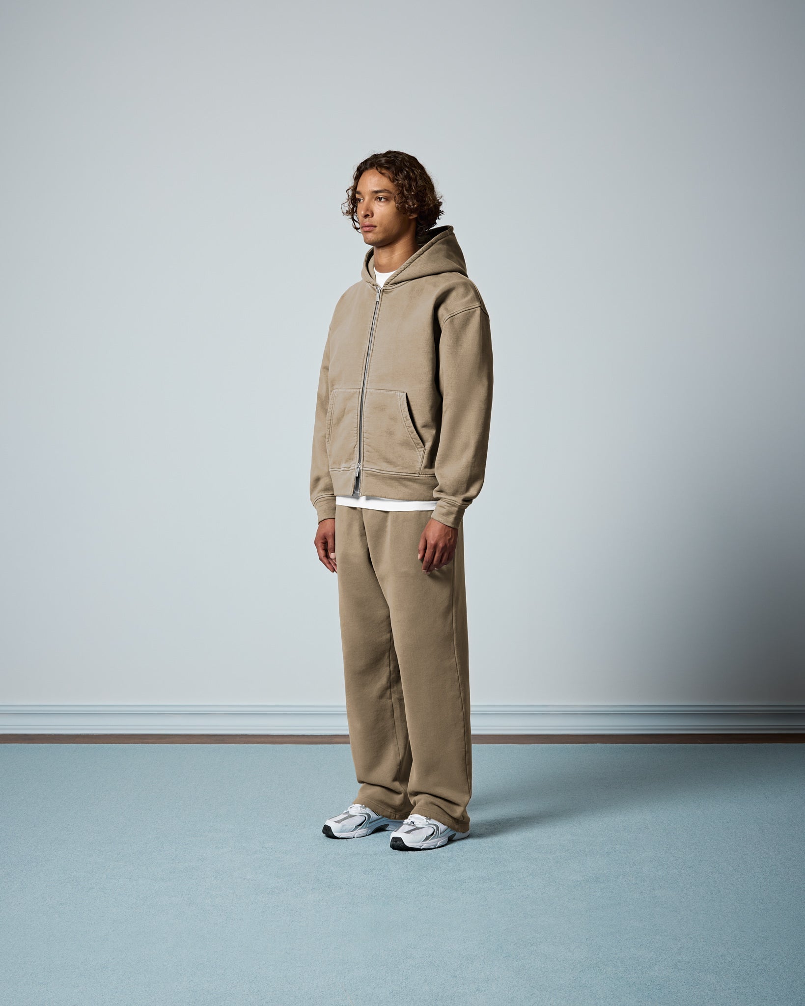 eightyfive-signature-heavy-zip-hoodie-washed-taupe-oversized image 5