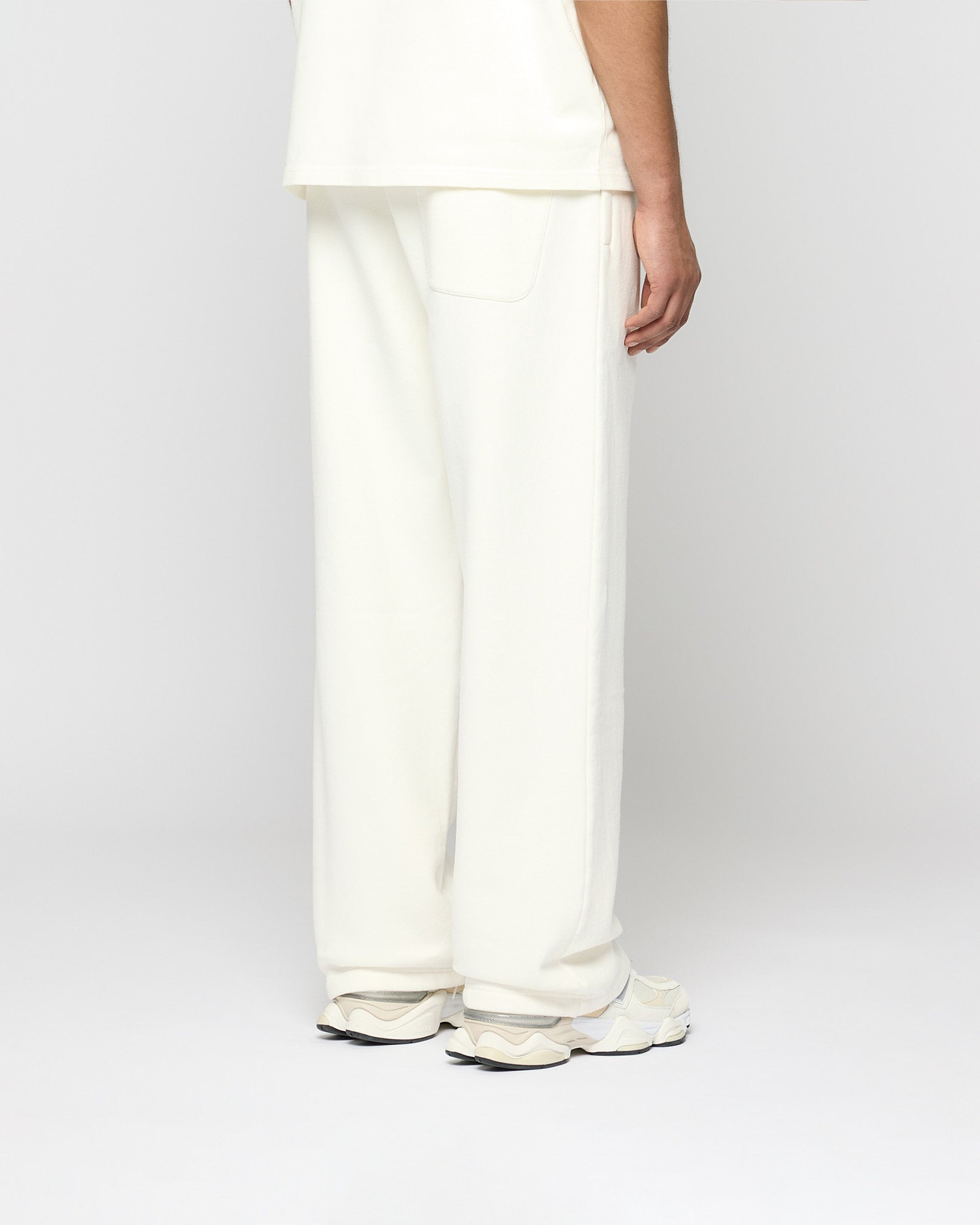 eightyfive-signature-wide-sweatpants-jogginghose-off-white image 4
