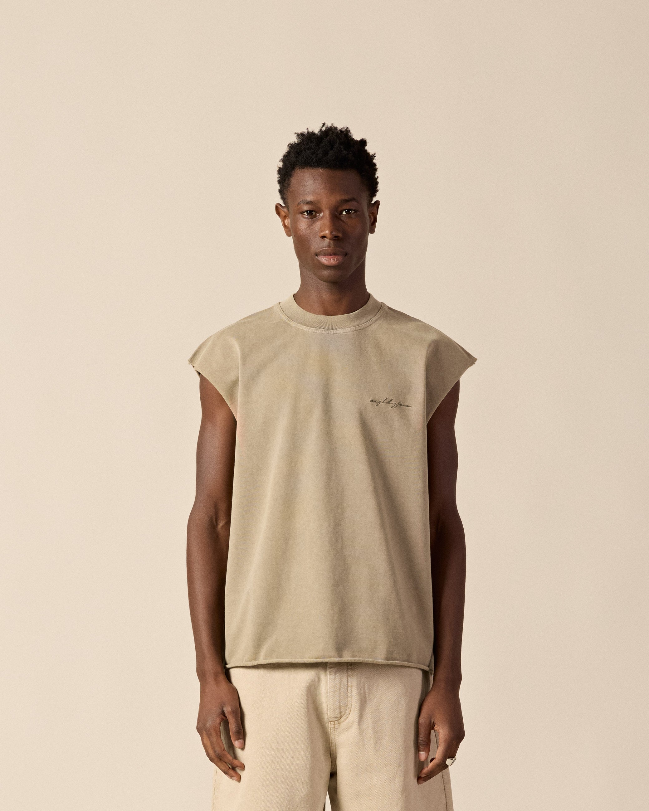 eightyfive-loose-tanktop-top-taupe-oversized-fit image 3