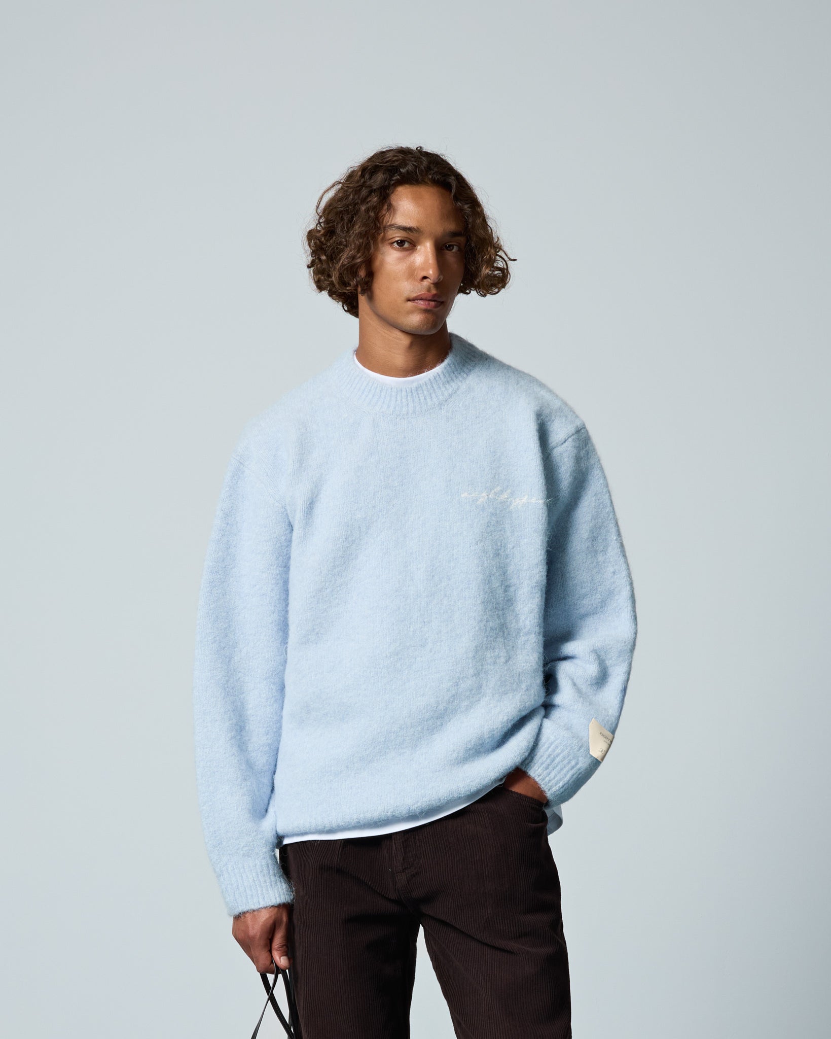 eightyfive-heavy-crew-neck-sweater-pullover-babyblue-oversized image 3