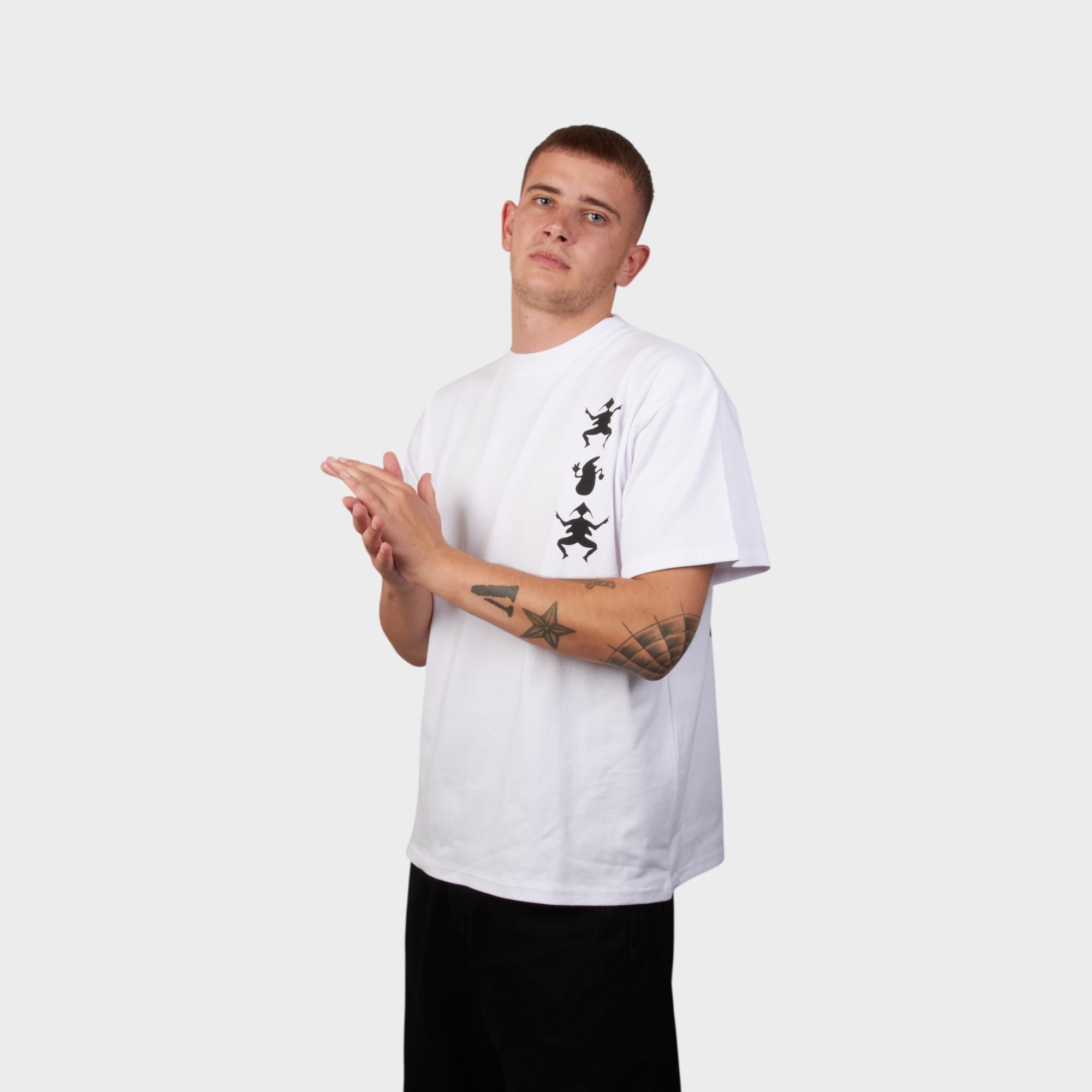 h-c-andersen-x-le-fix-t-shirt-4-wei-boxy-fit image 2