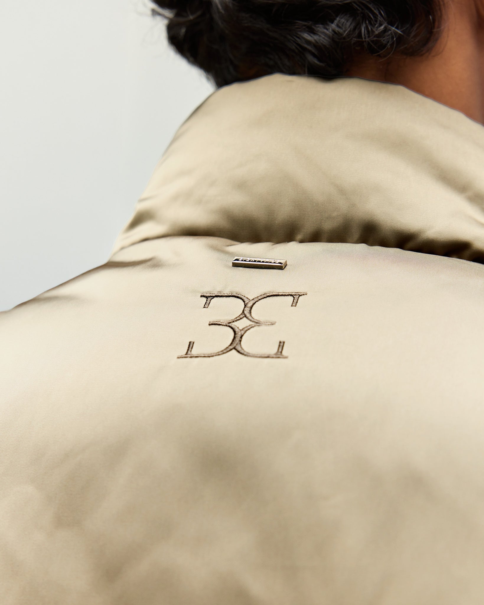 eightyfive-satin-bomber-jacket-jacke-olive image 7