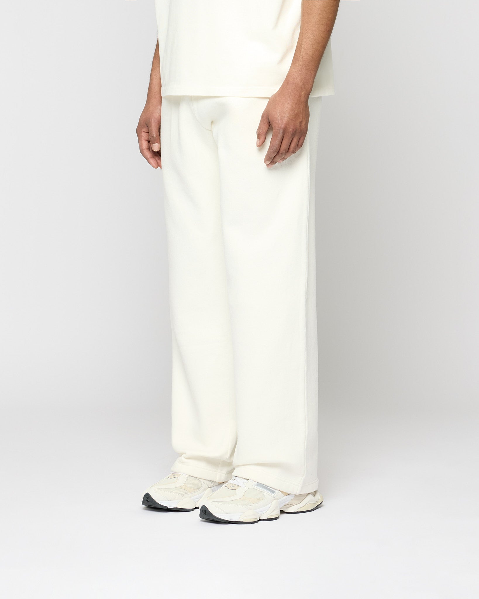 eightyfive-signature-wide-sweatpants-jogginghose-off-white image 3