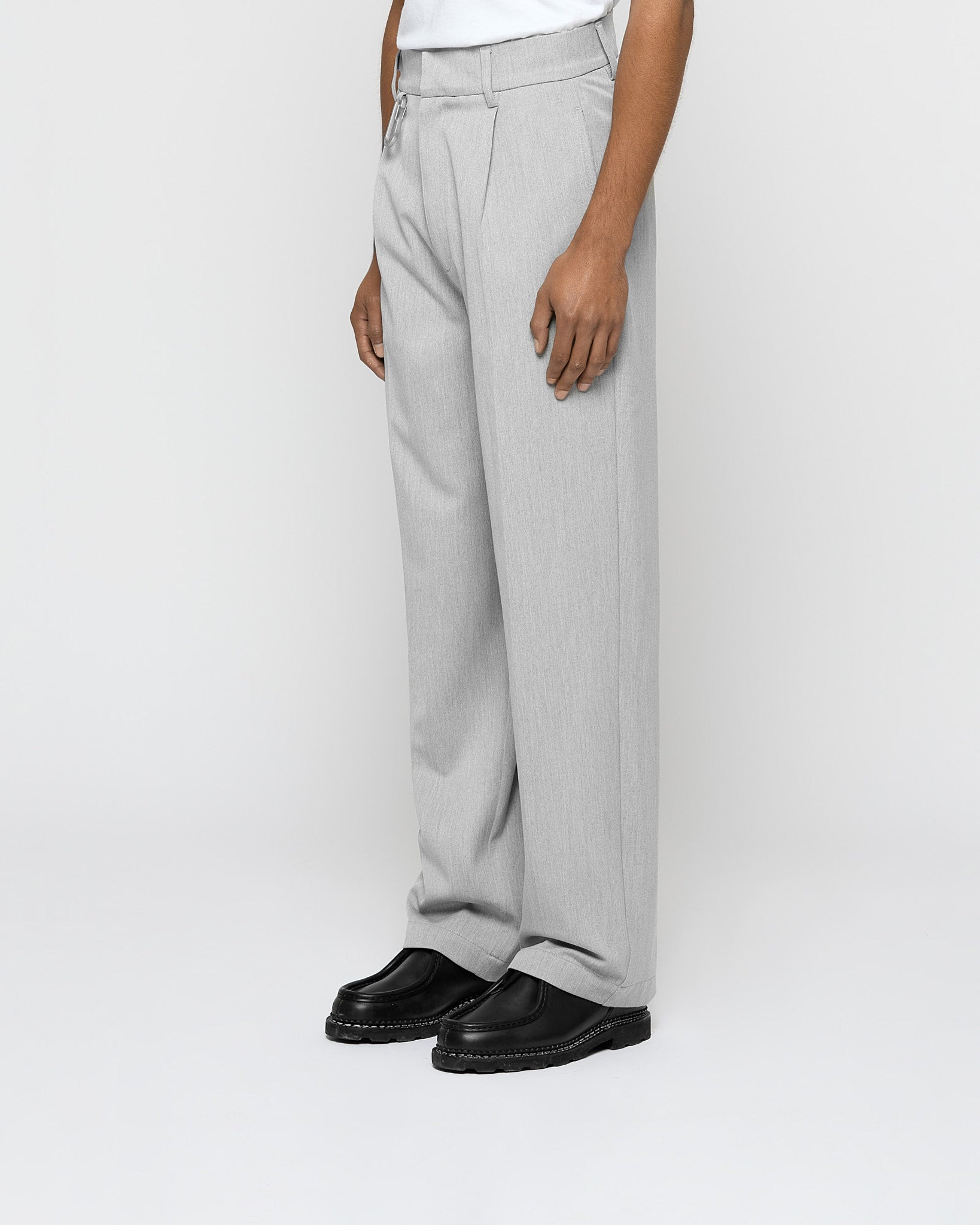 eightyfive-pleated-baggy-tailored-pants-hose-grey image 3