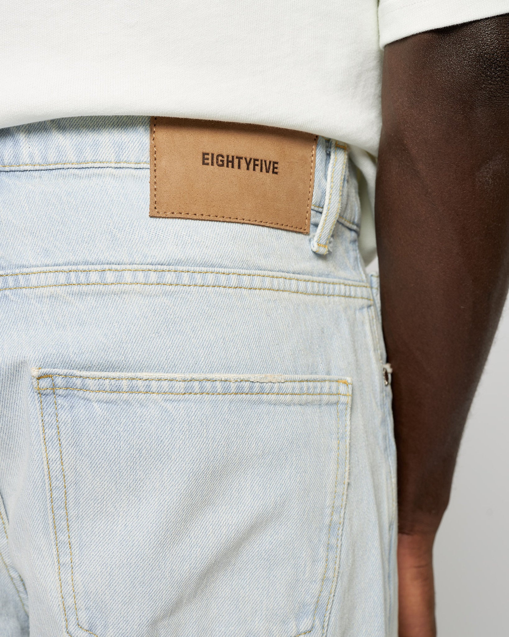 eightyfive-straight-denim-jeans-desert-blue image 7