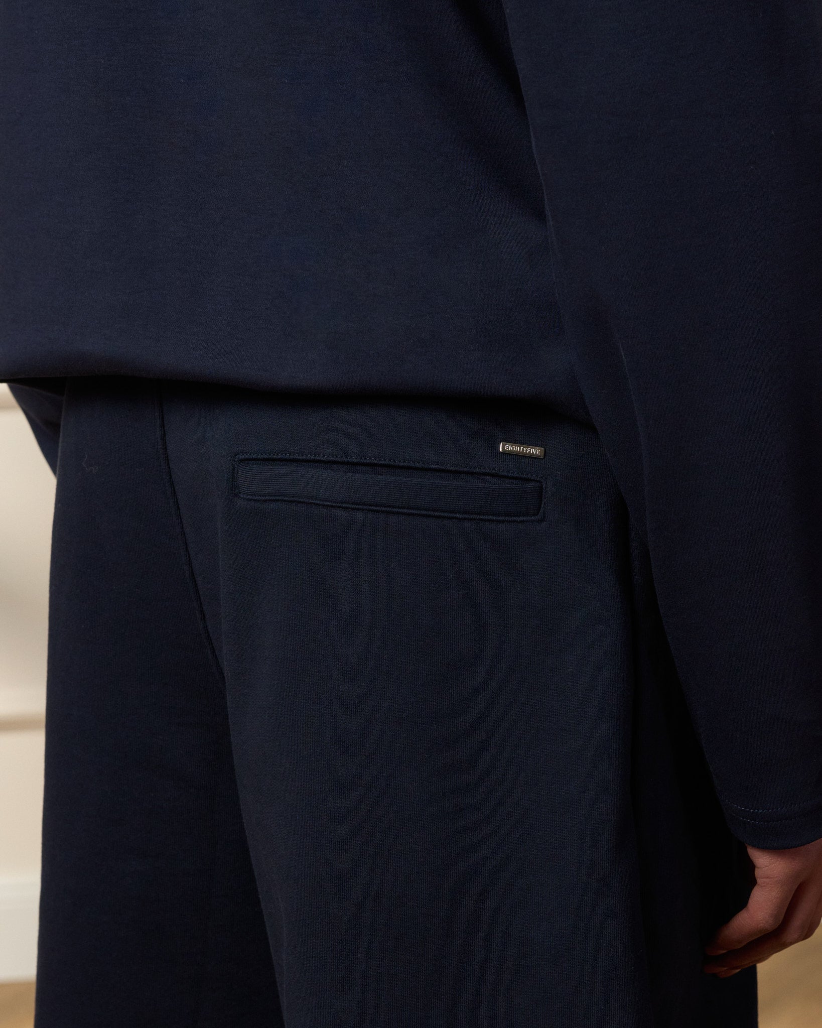 eightyfive-pleated-sweatshorts-shorts-navy-relaxed-fit-baumwolle image 7