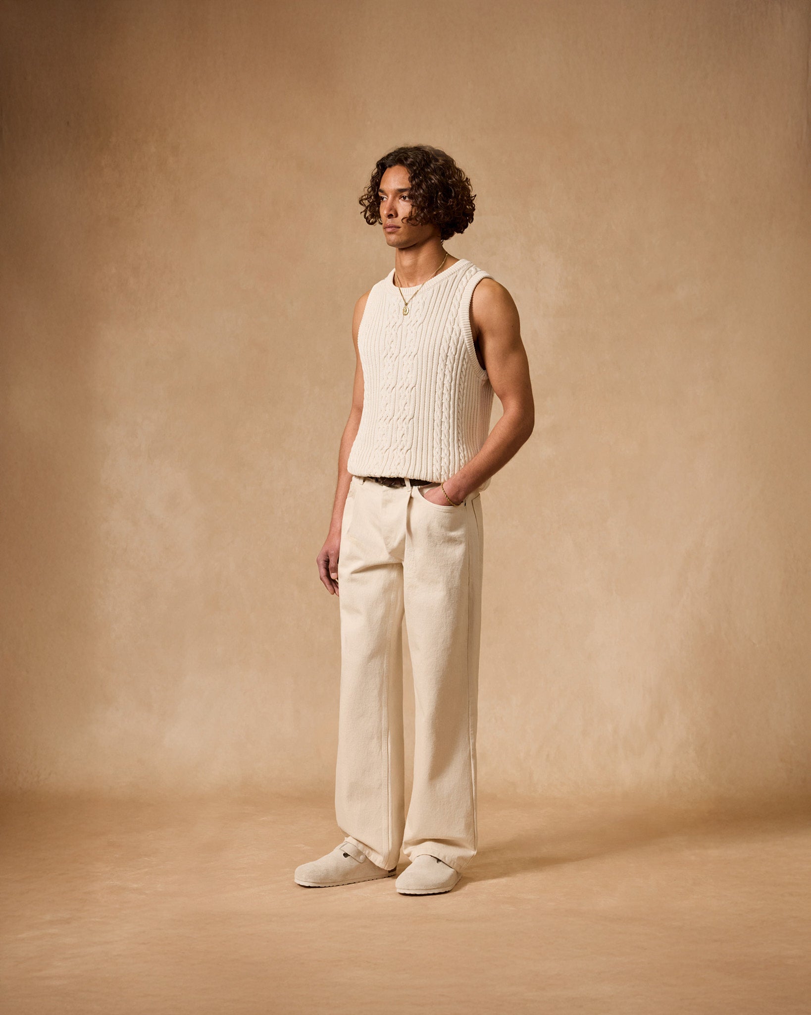 eightyfive-knitted-tank-top-off-white-zopfmuster-viskose image 5