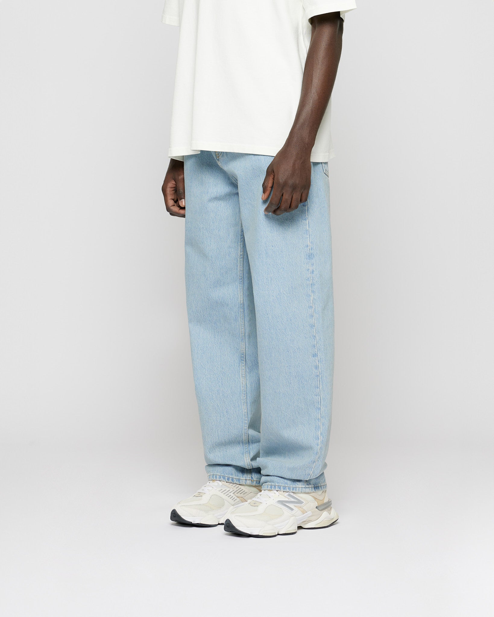 eightyfive-baggy-denim-jeans-vintage-blue image 3