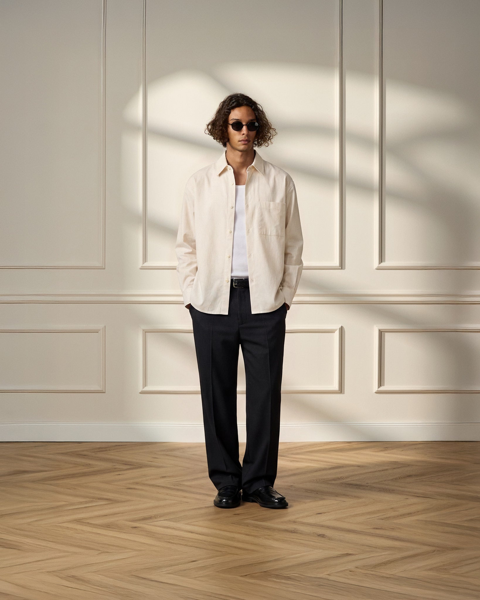 eightyfive-bottoms-signature-tailored-pants-black-pinstripe image 4