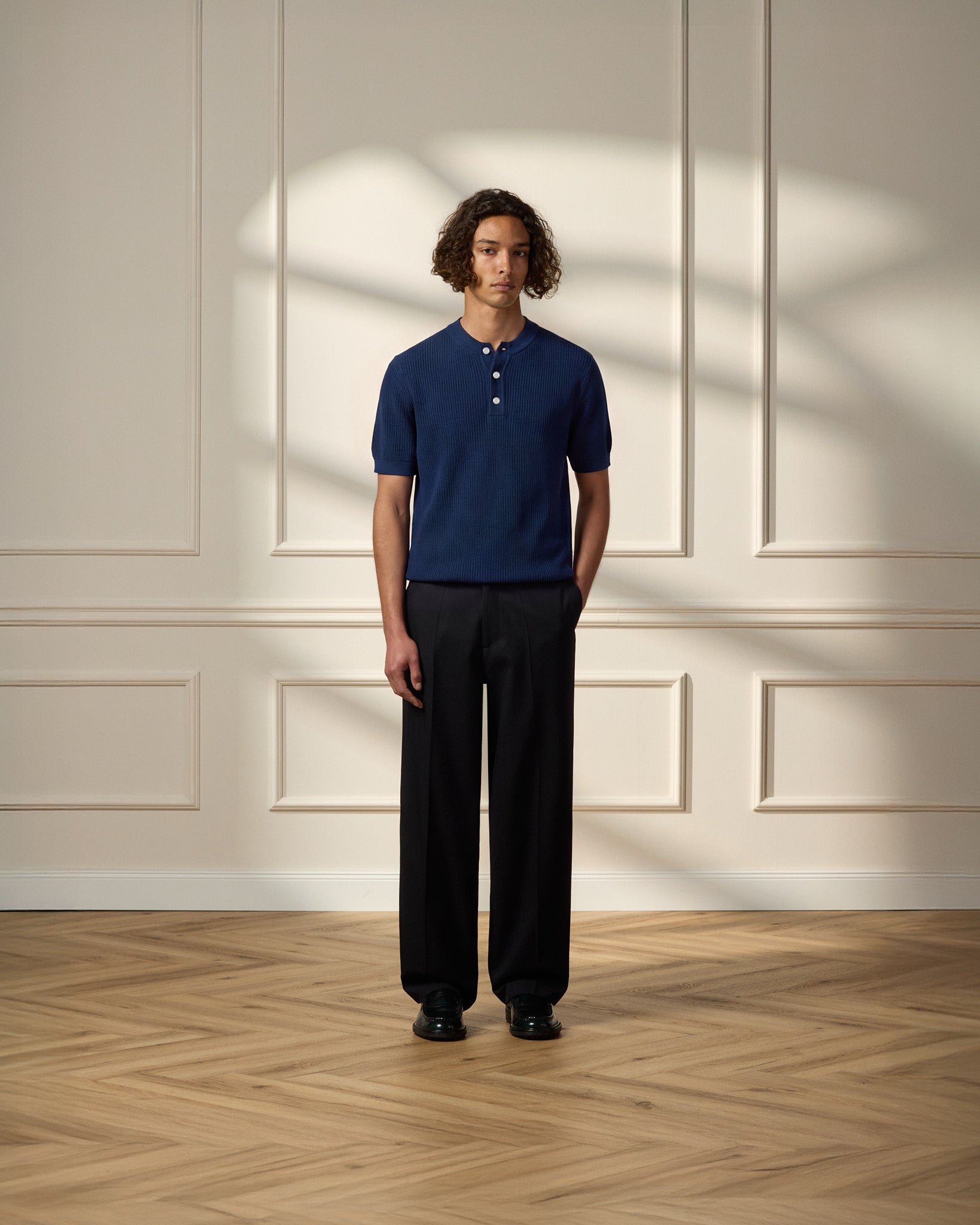 eightyfive-knitted-henley-polo-t-shirt-navy-baumwolle image 4